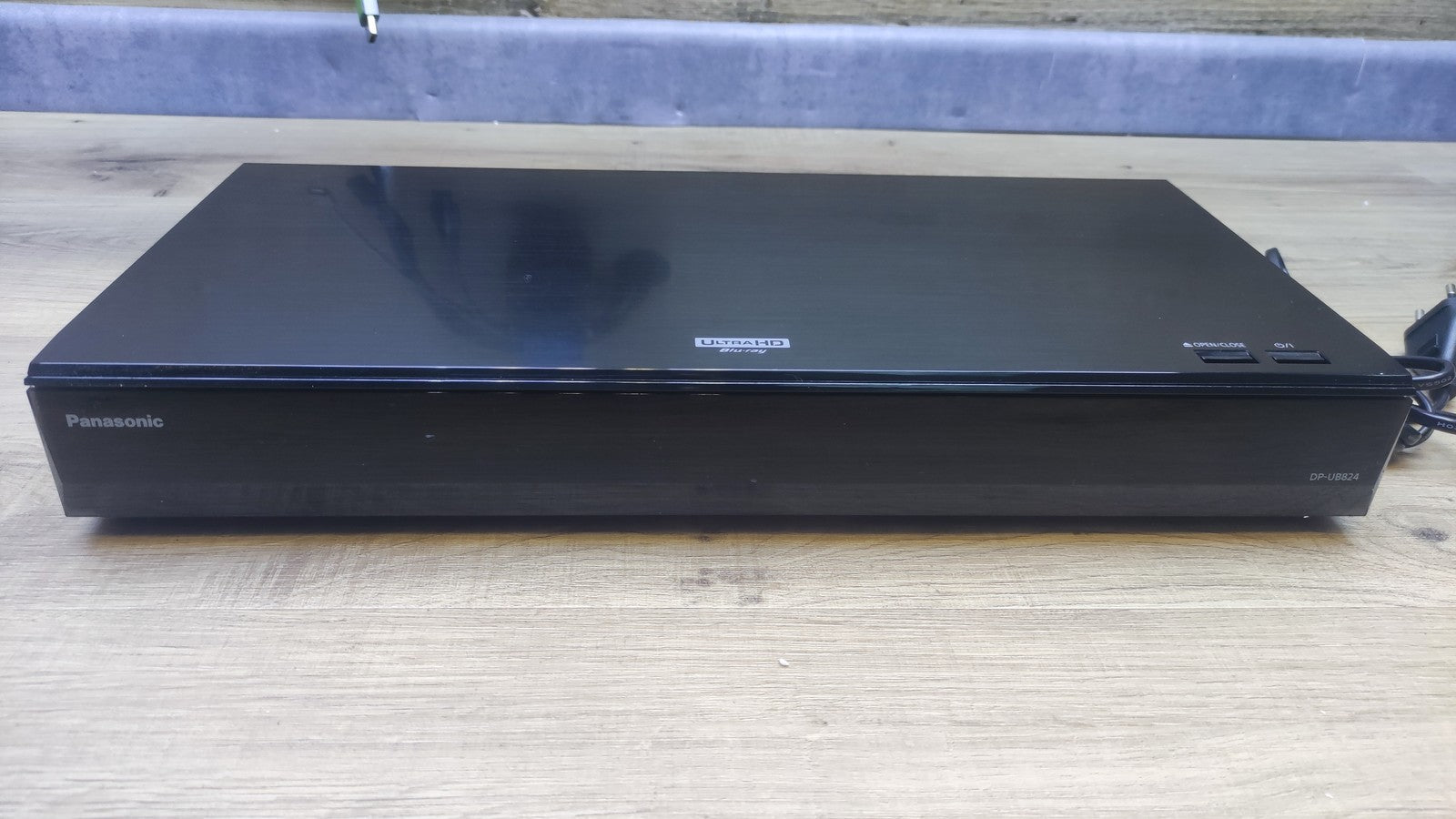 Panasonic DP-UB824 UHD Blu-ray Player, I37774