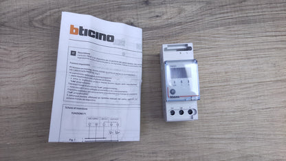 Bticino F80GC Serie BTDIN Steuerungsmodoul für vorrangige Lasten, I34947