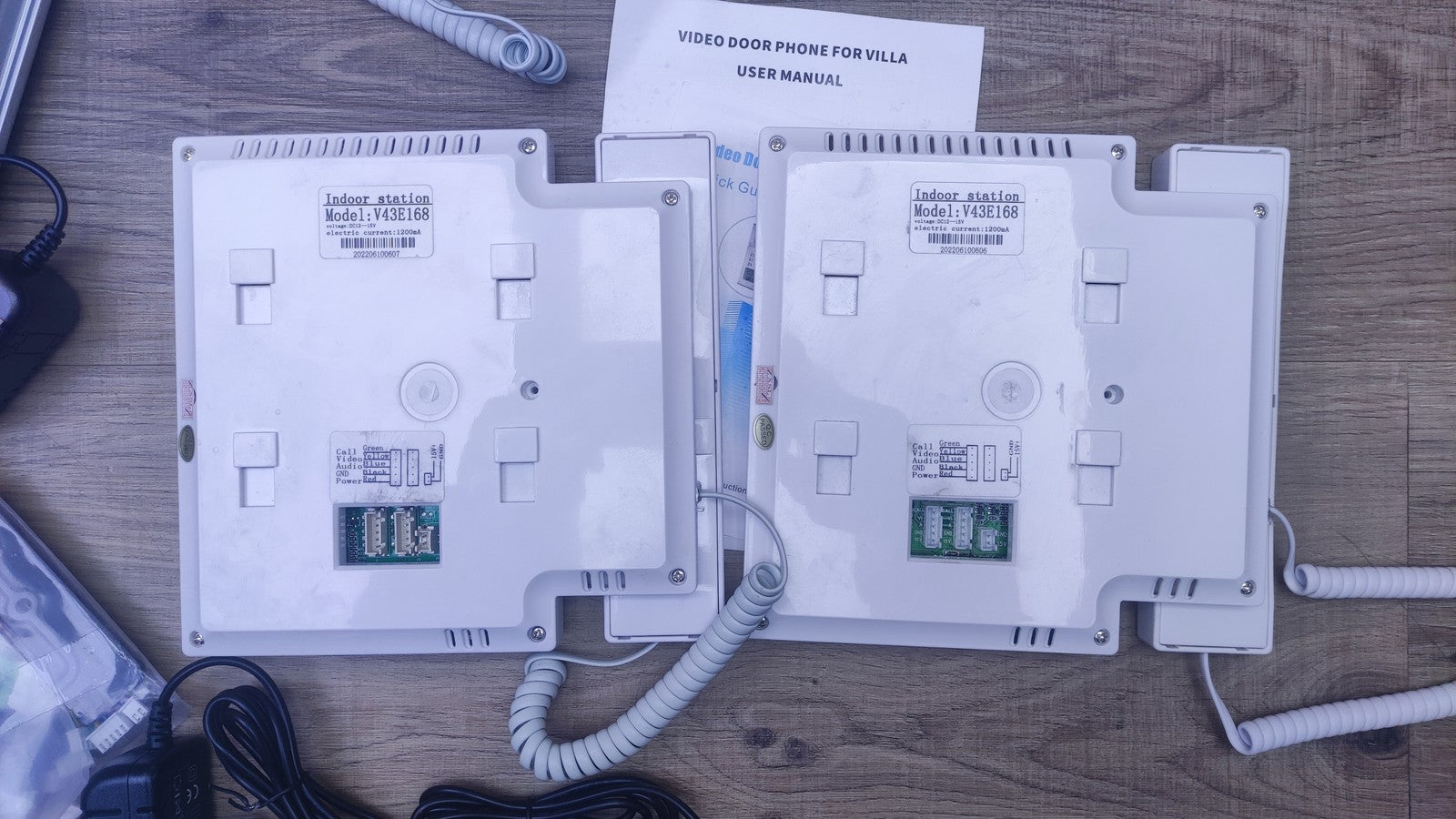 uoweky Video-Türsprechanlage 10,9 cm (4,3 Zoll) Verkabelt 3-Familienhaus I36192