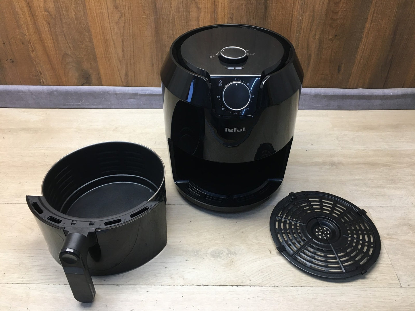Tefal EY2018 Easy Fry Classic Heißluftfritteuse, 1500 W, 4,2 L, I37639