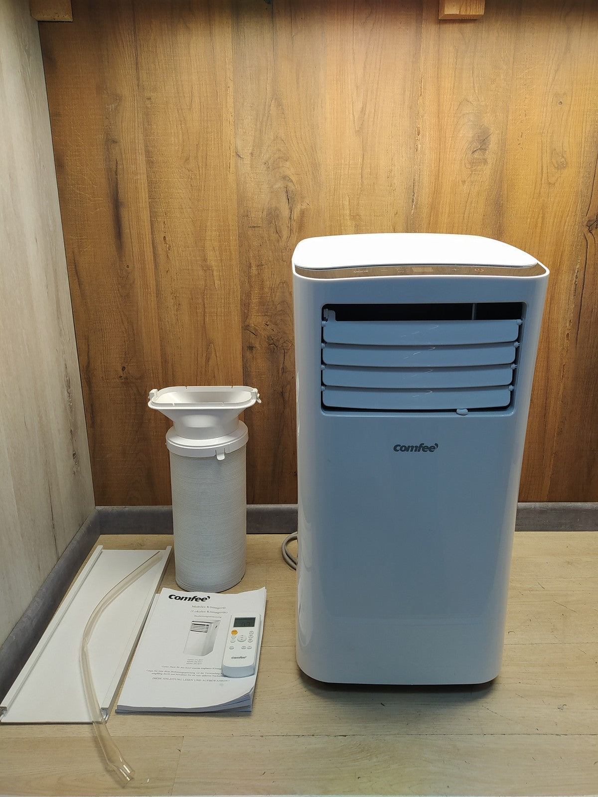 Comfee MPPH-08CRN7 Mobiles Klimagerät 1100 W, 230 V, weiss, EEK:A, I37813