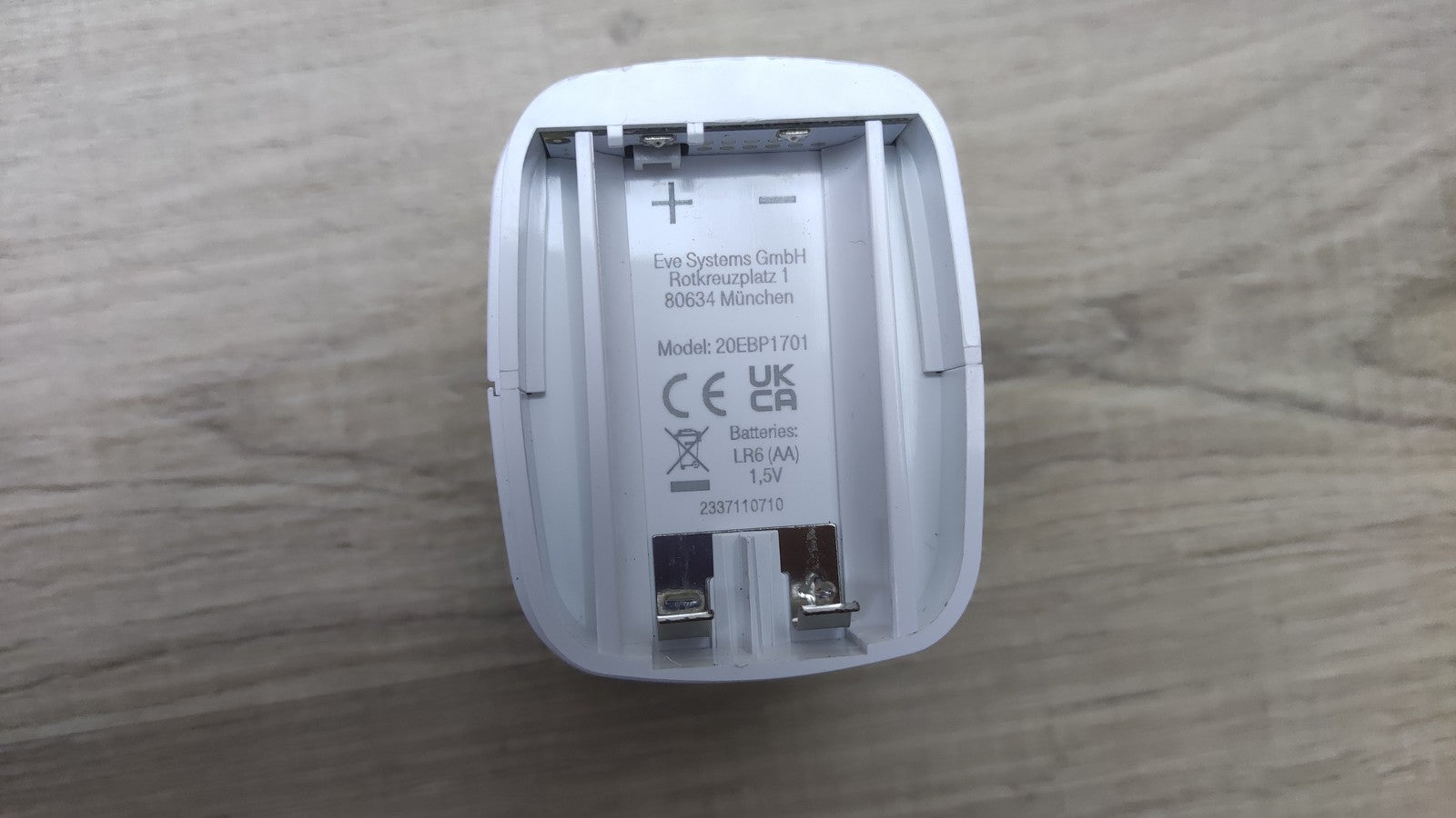 Eve Thermo Smartes Heizkörperthermostat mit LED-Display, I35375