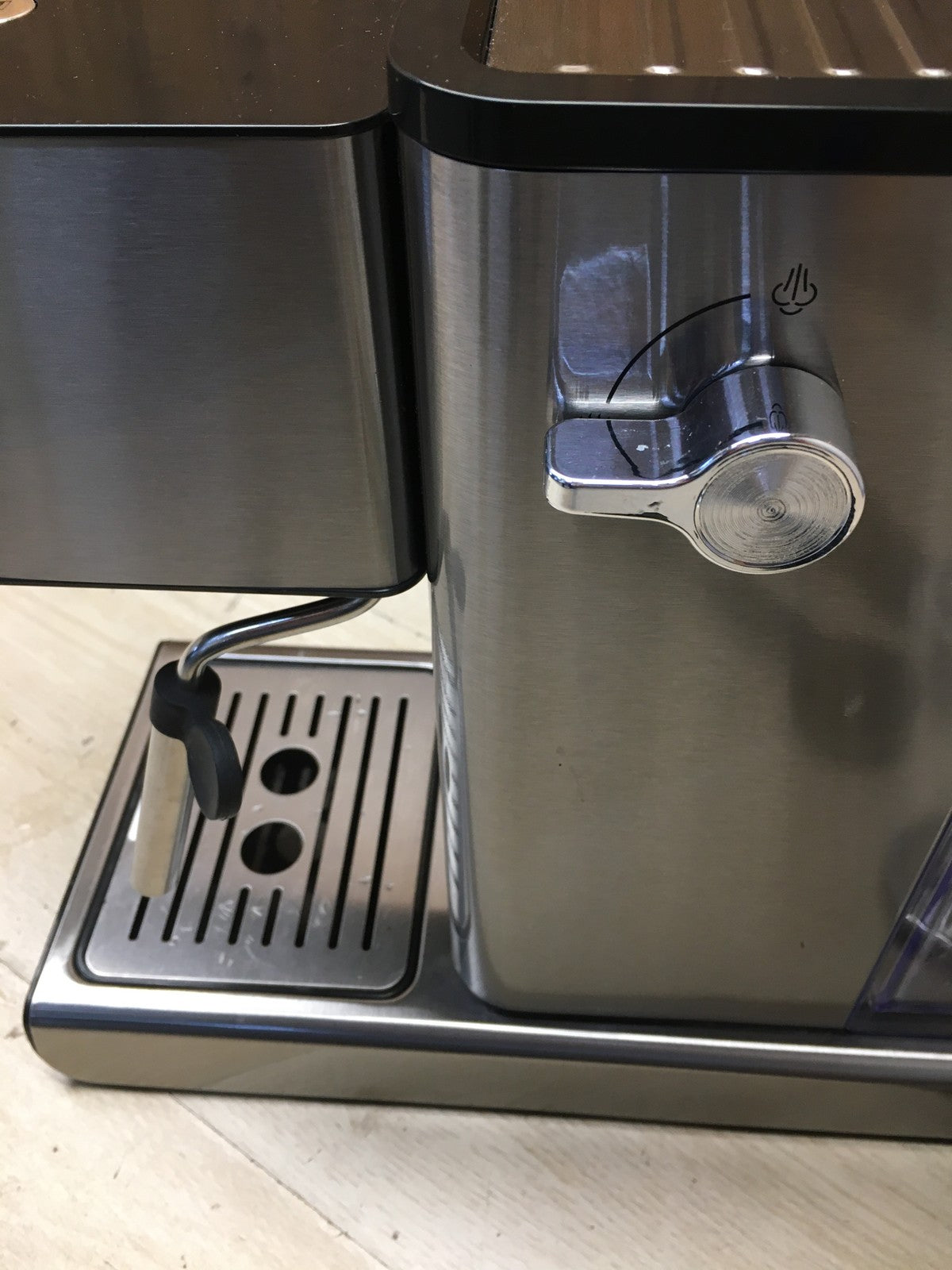 Catler ES300 Espressomaschine, Cappuccino und Latte, I36064