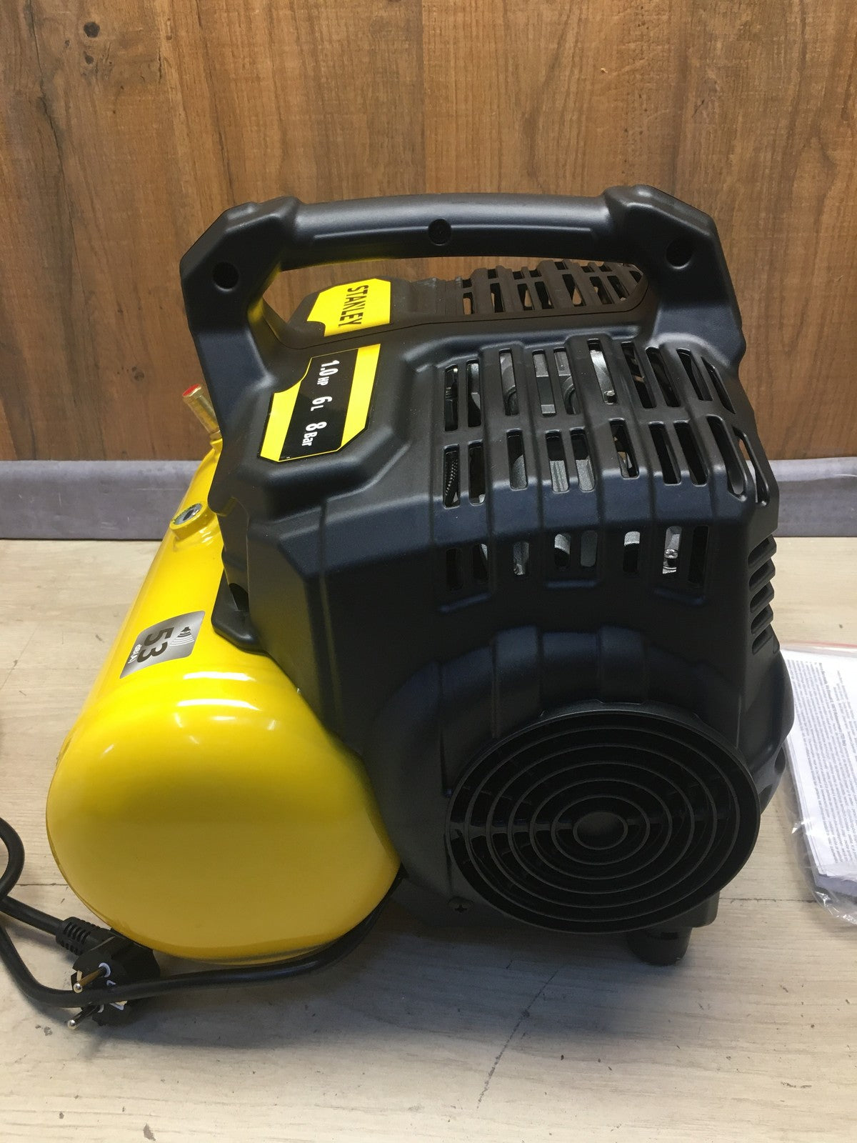 Stanley DST 100/8/6 Elektro-Kompressor, I40998