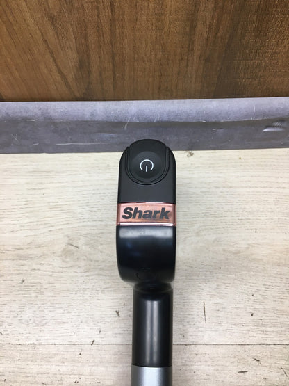 Shark HydroVac Kabelloser Nass-/Trockensauger WD210EU, I36013