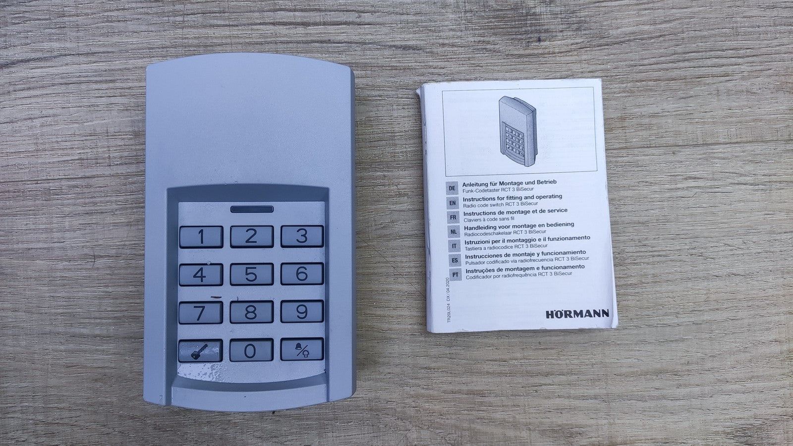 Hörmann 4510439 Funk-Codetaster RCT 3b für Torantriebe, Frequenz 433 MHz, I36486