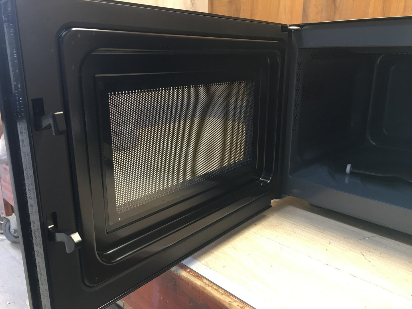 Bosch FEL023MS2 Mikrowelle, 20L, 800 W, Drehteller 27 cm, Quarzgrill, I37811