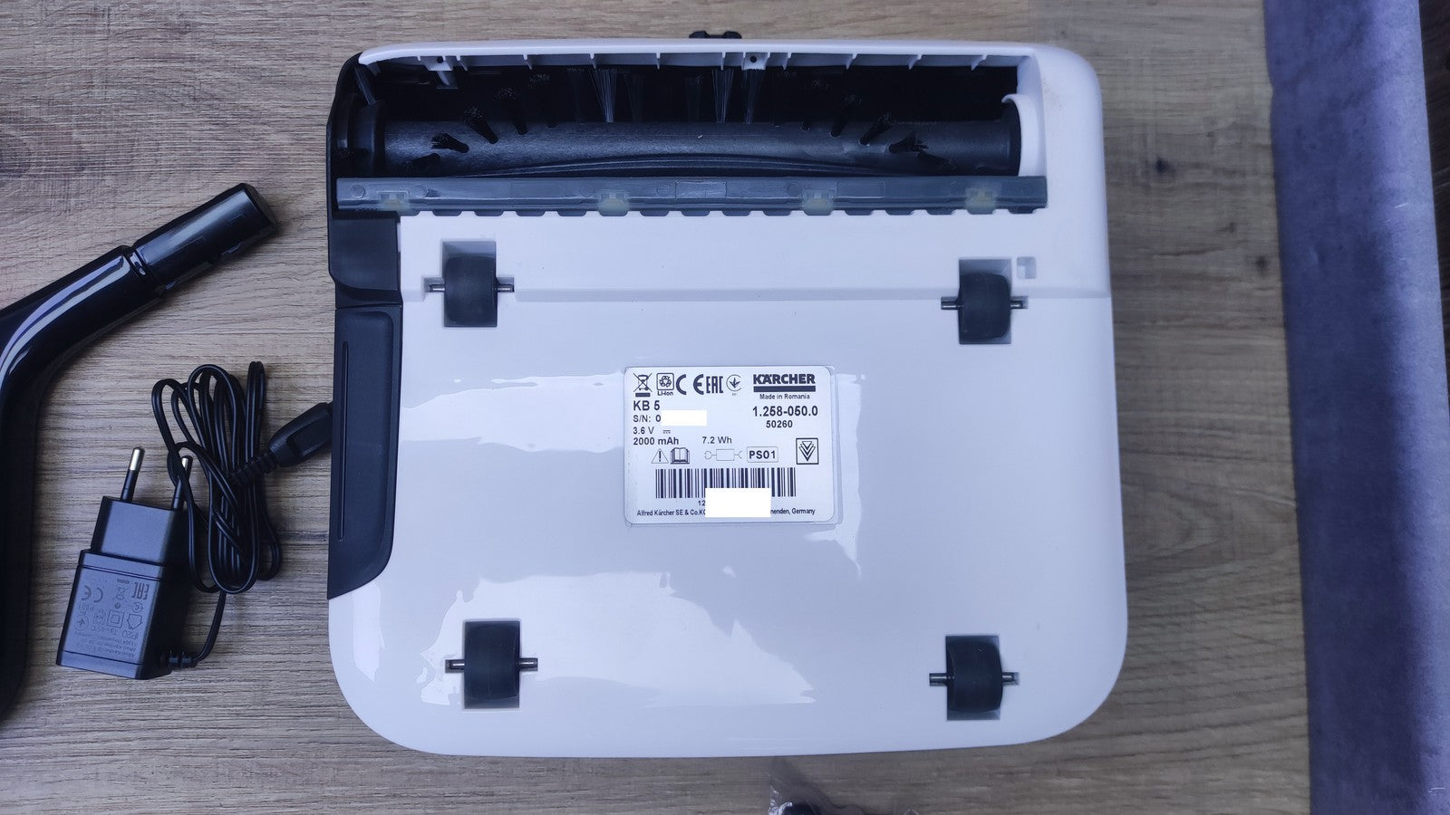 Kärcher 1.258-050.0 Akku-Besen KB 5, elektrischer Besen, I38093