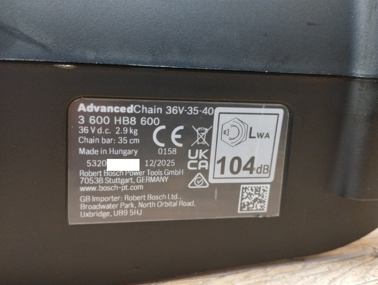 Bosch Akku-Kettensäge AdvancedChain 36V-35-40 Solo, I39924