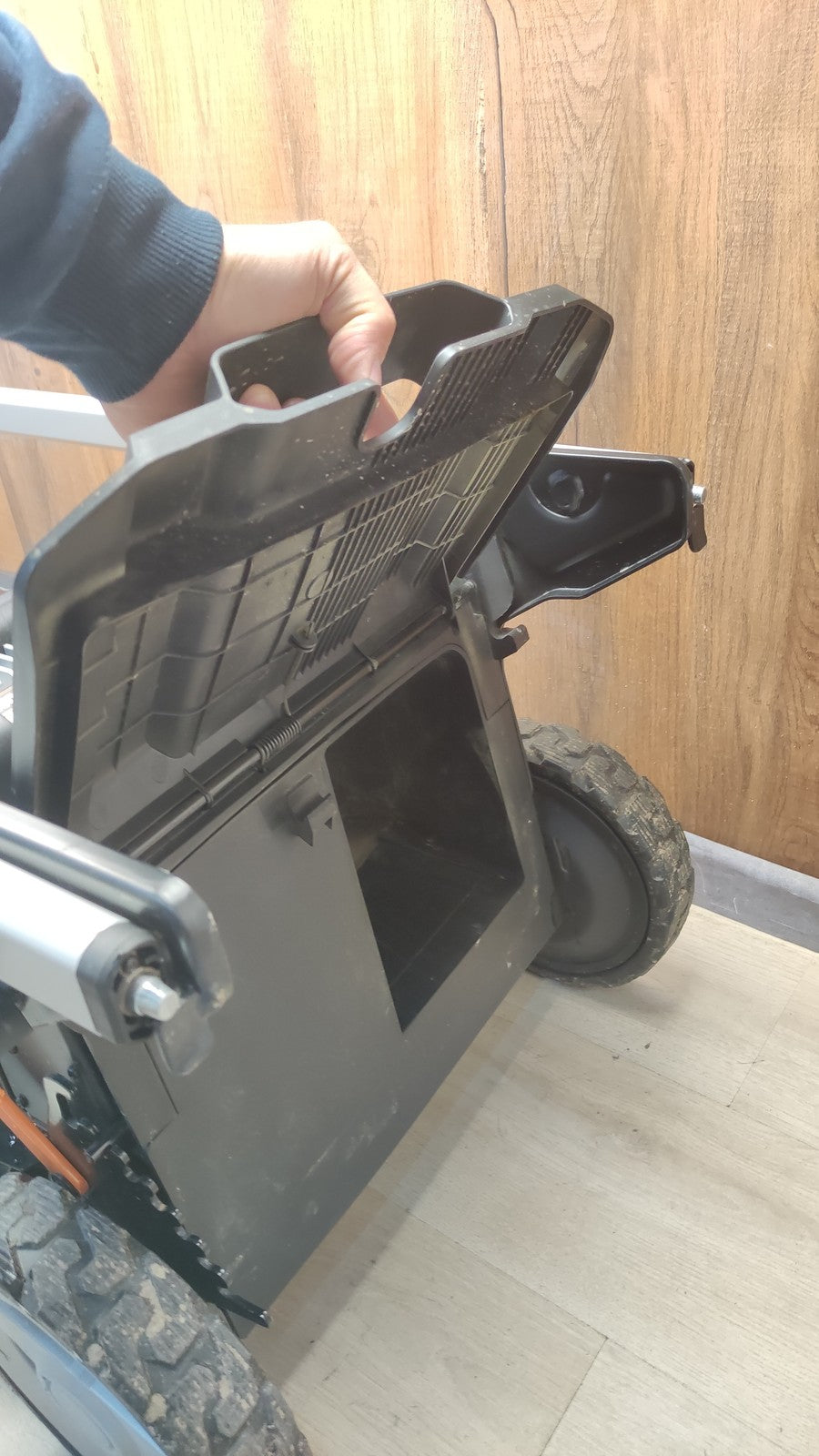 Worx Nitro WG749E Akku-Rasenmäher 55L 46 cm inkl. Akkus 4.0Ah, I40299
