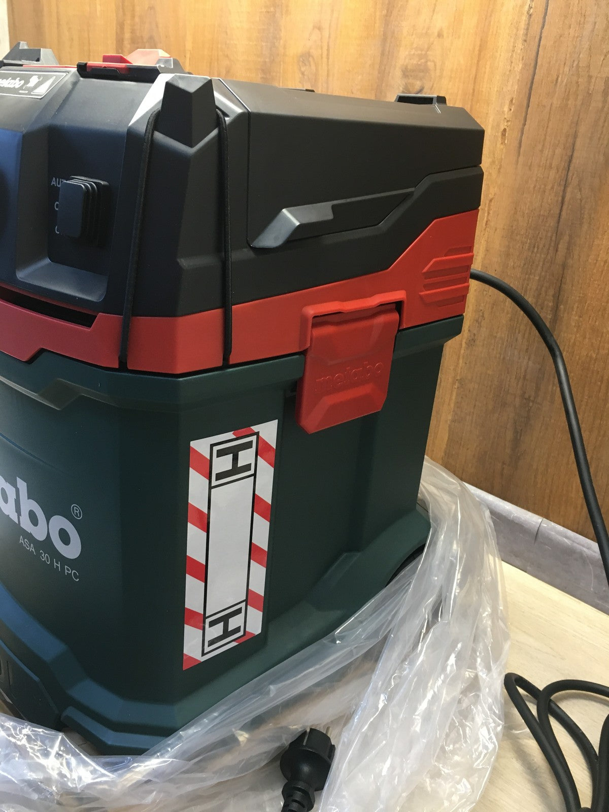 Metabo ASA 30 H PC Nass-/Trockensauger, 1200 W, 30 L, I37934