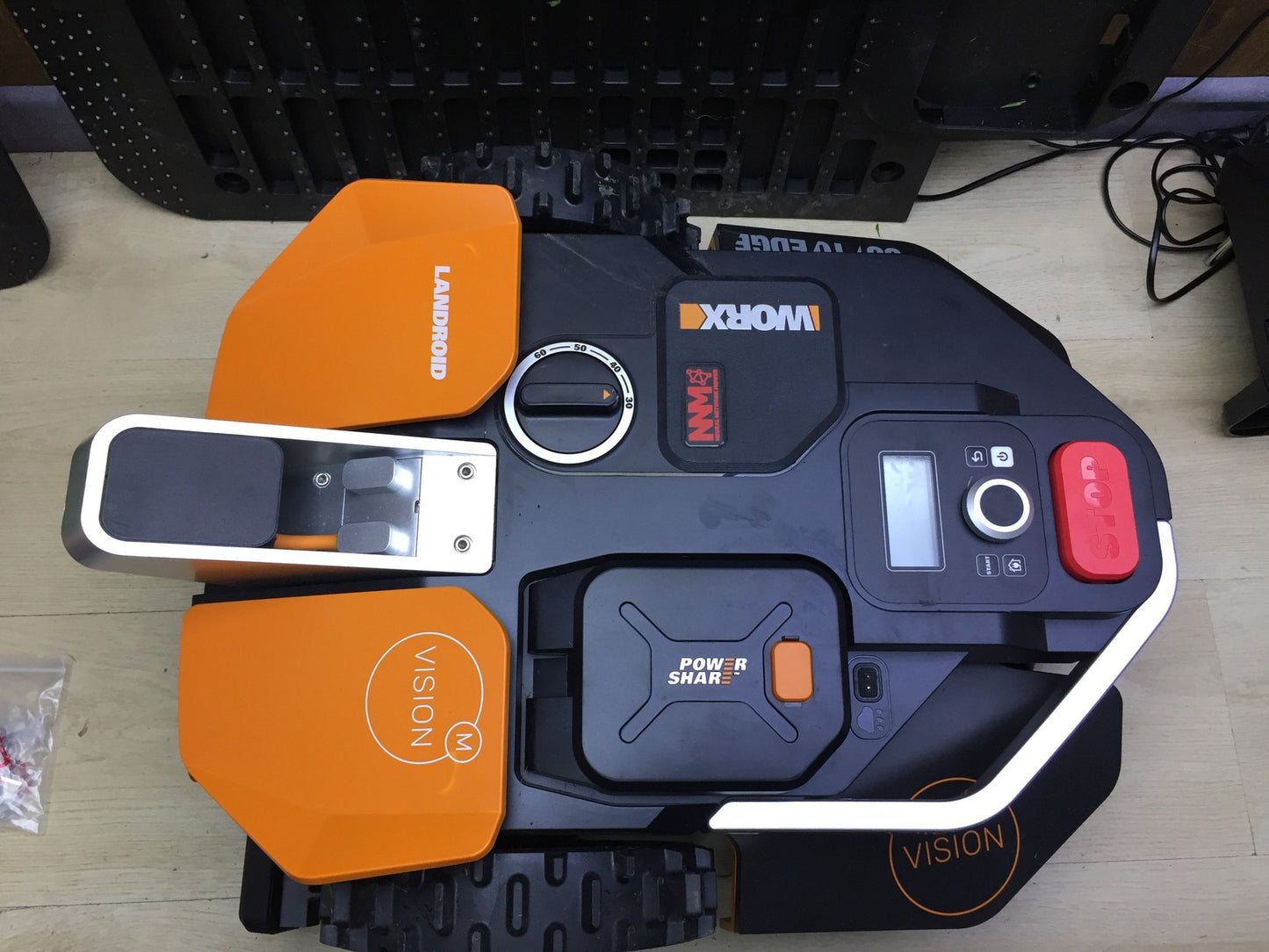 WORX Landroid Vision M550 Mähroboter ohne Begrenzungskabel WR205E, I33988