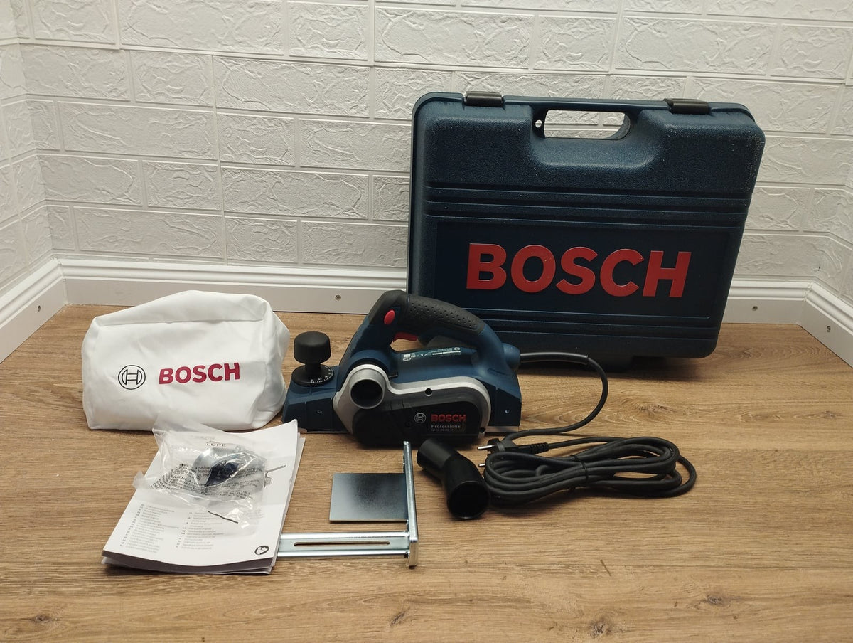 Bosch Professional GHO 26-82 D Elektro-Hobel 710 W 18.000 U/min 3601EA4300
