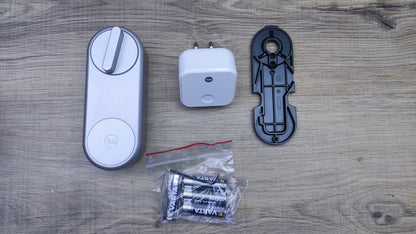 Bosch Smart Home, Yale Linus Smart Lock Türschloss mit Wi-Fi Bridge, I36269