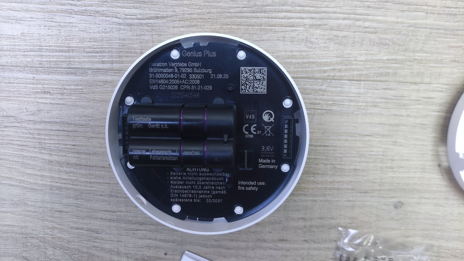 Hekatron Rauchmelder Genius Plus mit Batterien 31-5000048-01-02, I38114