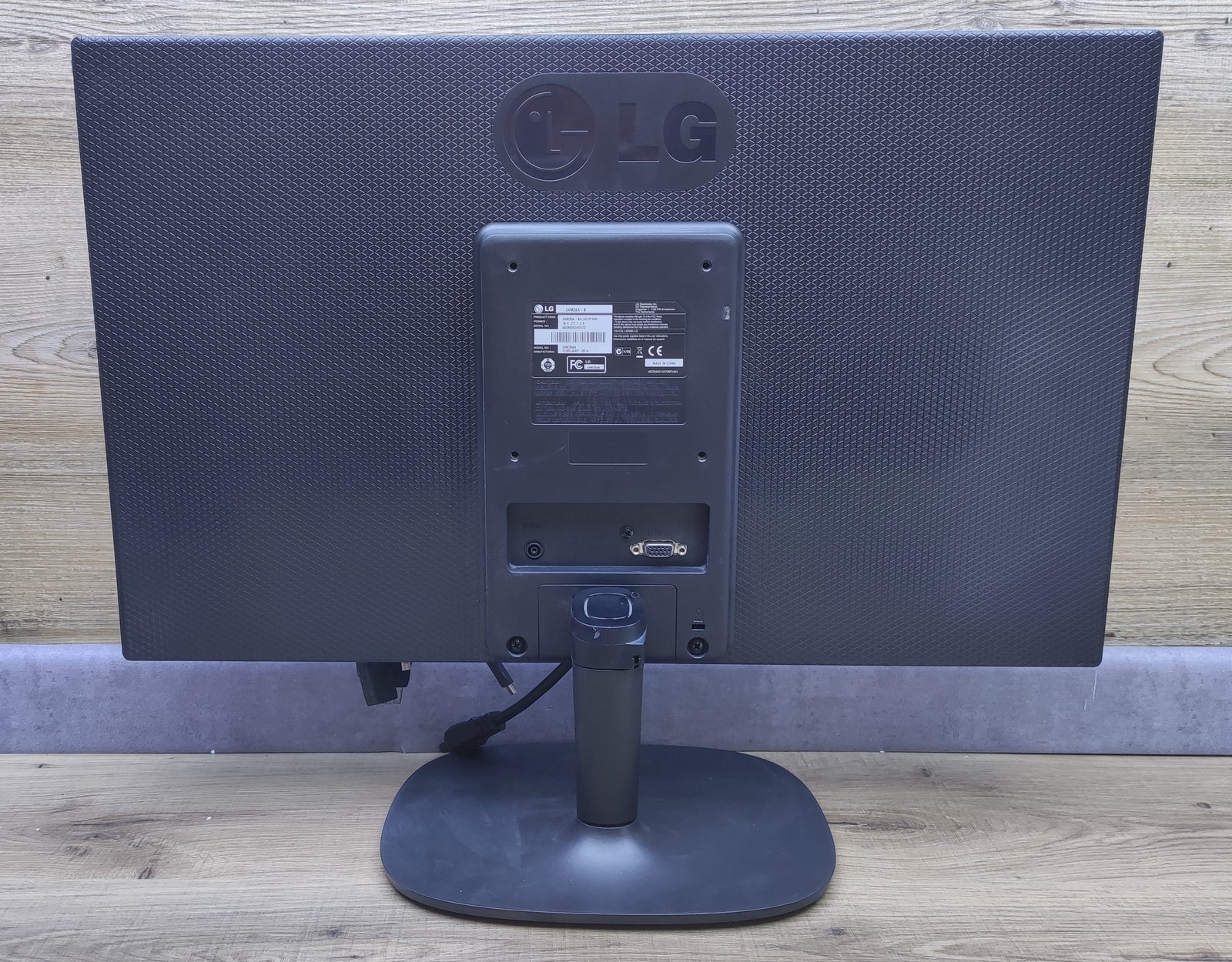 LG 24M35A-B Monitor 23.6" FHD 1920x1080 VGA TN Panel 60Hz 5ms (GtG) Lautsprecher