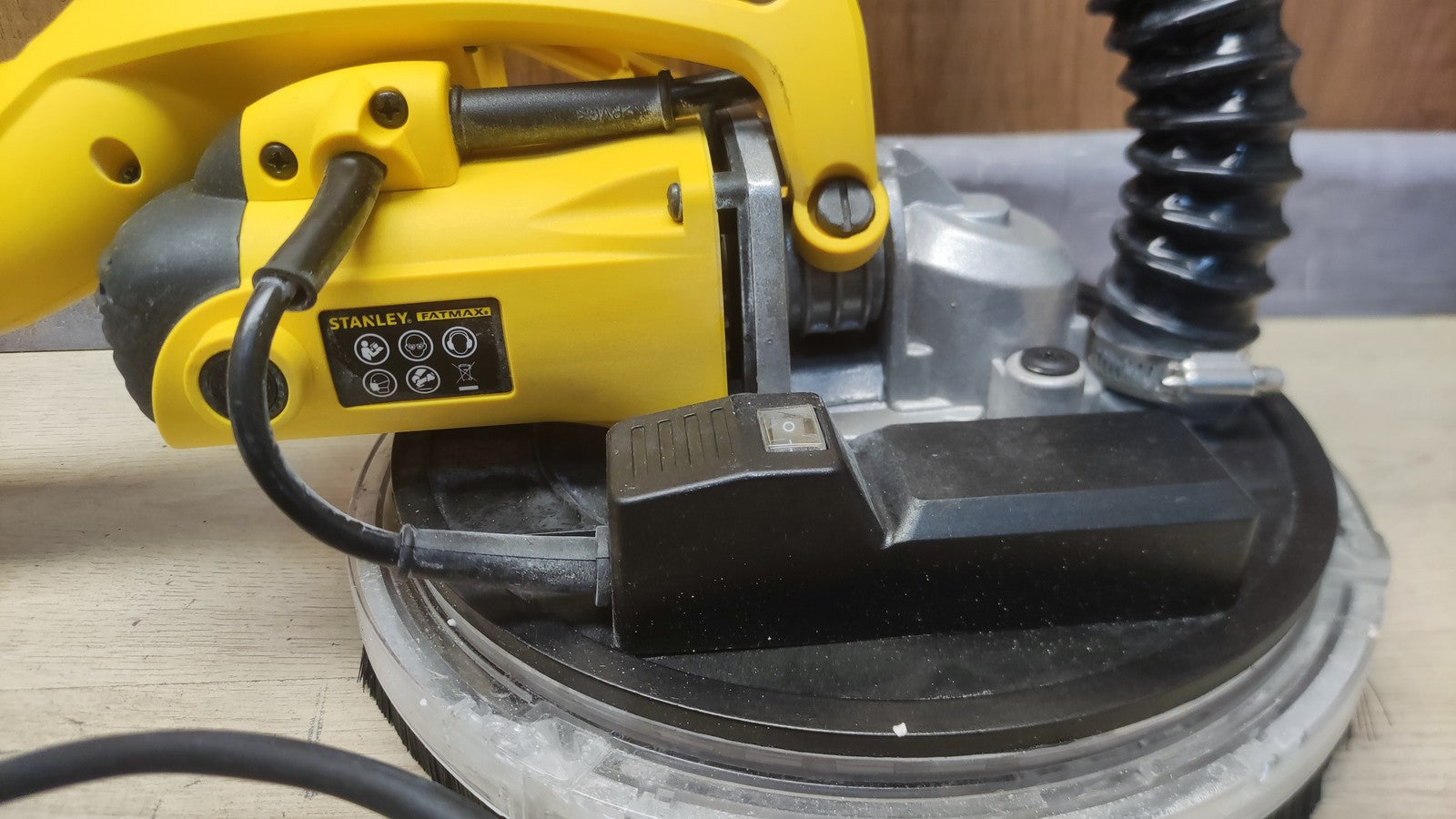 STANLEY SFMEE500 Wandschleifer 750W, I38373