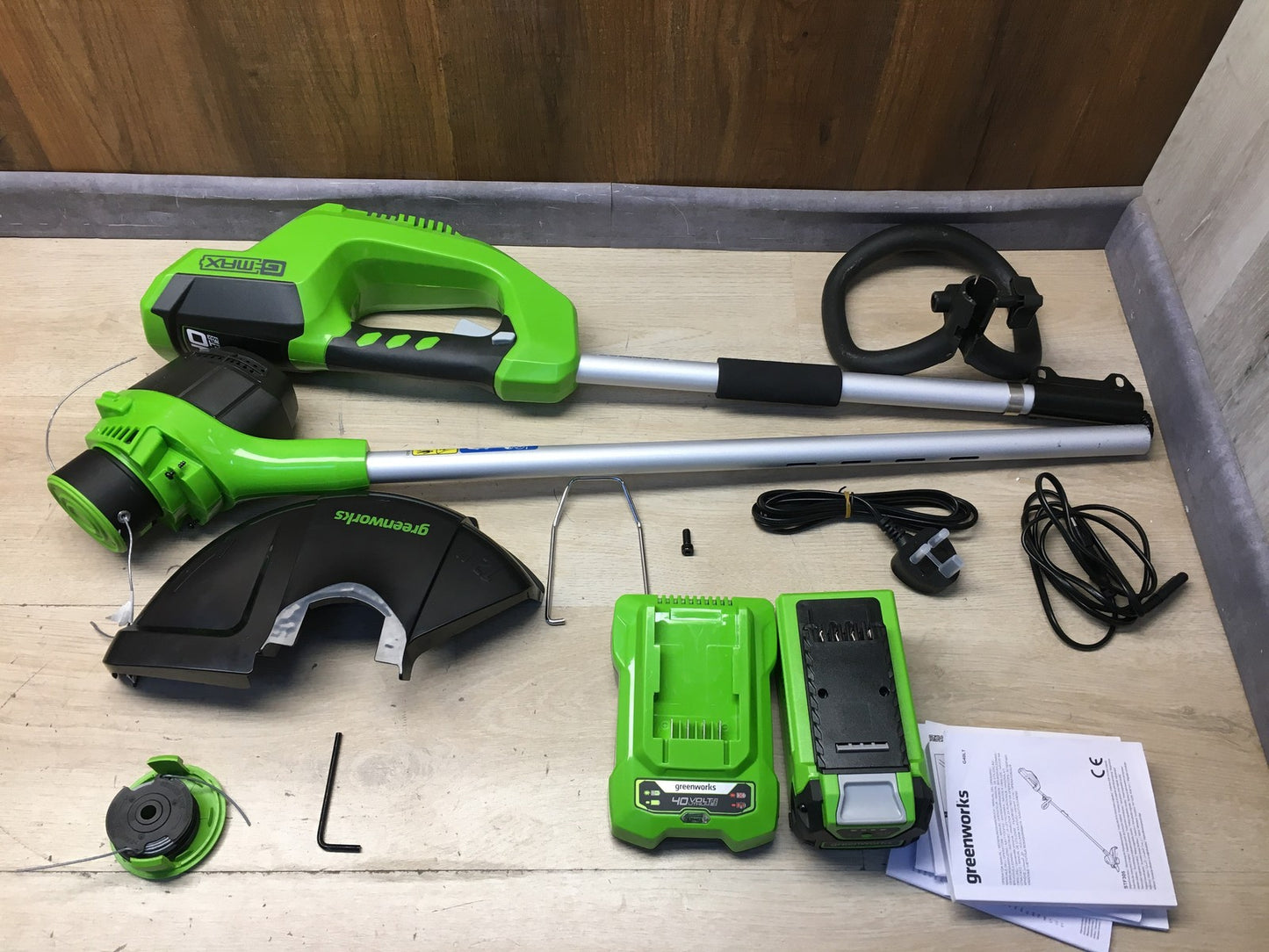 Greenworks G40LT Akku-Rasentrimmer 2101507UA, mit Akku 2,0Ah, 40V, I37231
