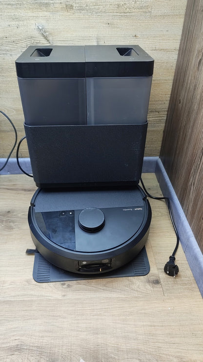 iRobot Roomba Plus 505 Combo Saugroboter mit Wischfunktion, schwarz, I39864
