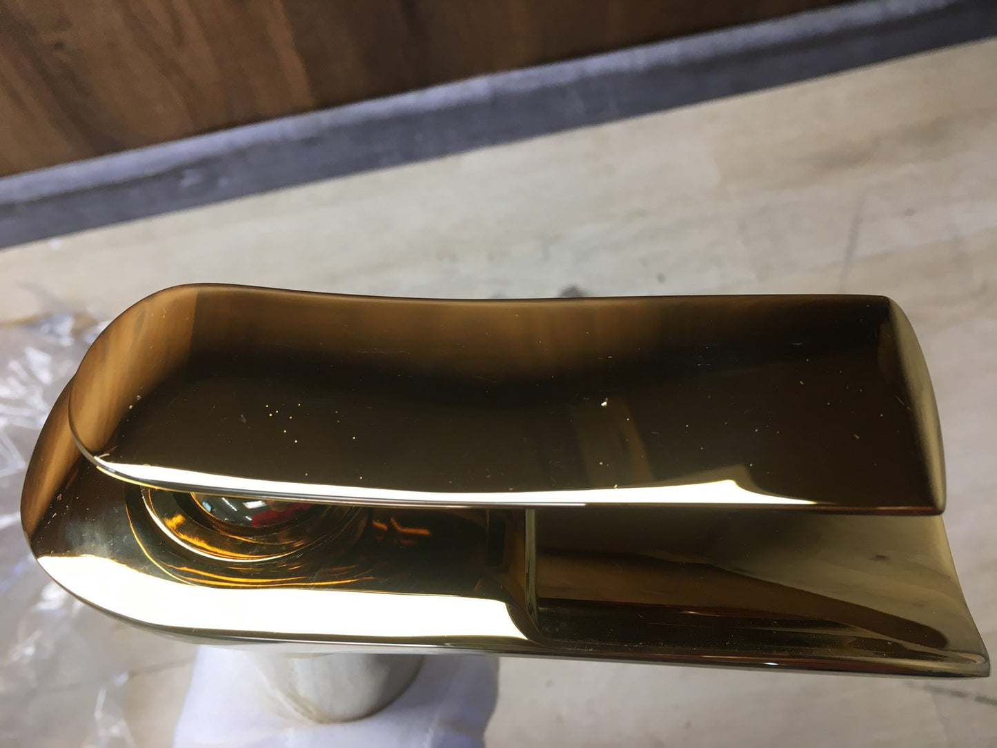 AIMADI Wasserhahn Bad Wasserfall Waschtischarmatur Golden, I39030