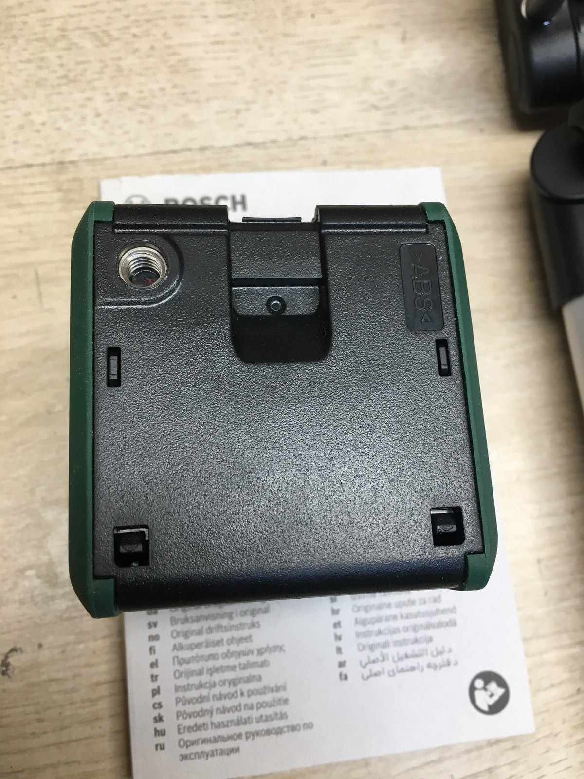 Bosch Kreuzlinienlaser Quigo green Set mit Stativ, I36794