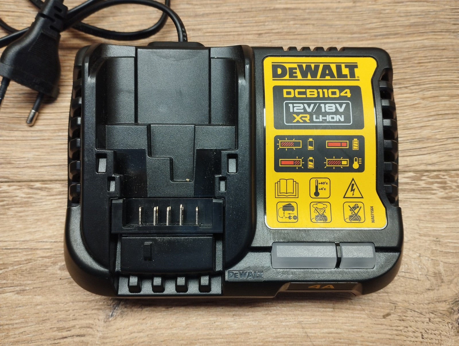 DEWALT Akku-Schlagschrauber DCF899P2, inkl. 2x Akkus 18 V, 5,0 Ah, I39843