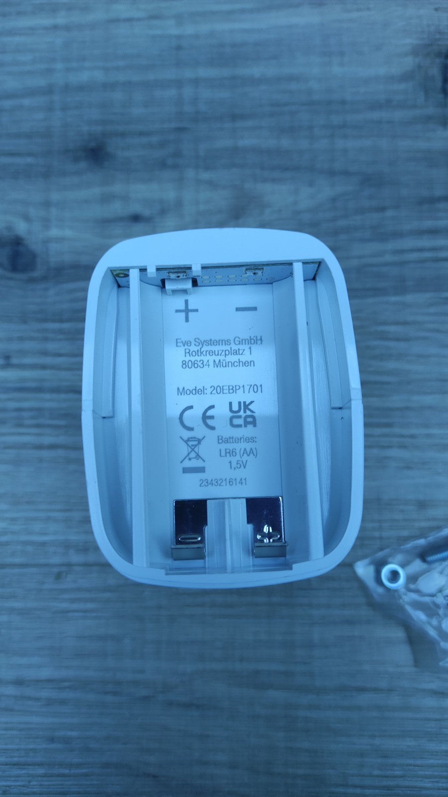Eve Thermo Smartes Heizkörperthermostat mit LED-Display, I34473