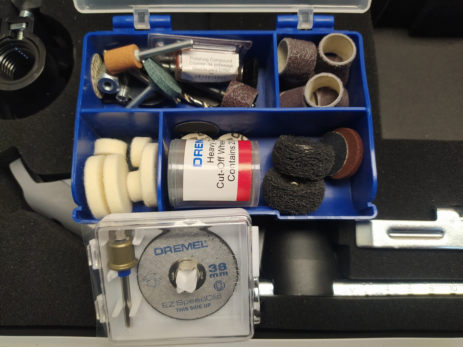 Dremel 8240 Rotationswerkzeug Set, I37407
