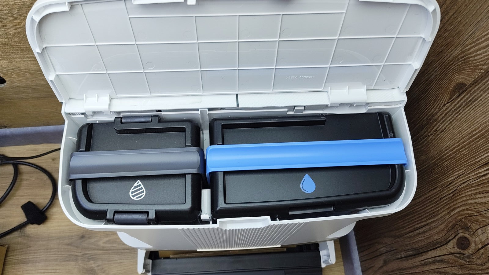 Shark PowerDetect 2-in-1-Saug- & Wischroboter AV2800ZEEU, weiß, I39827