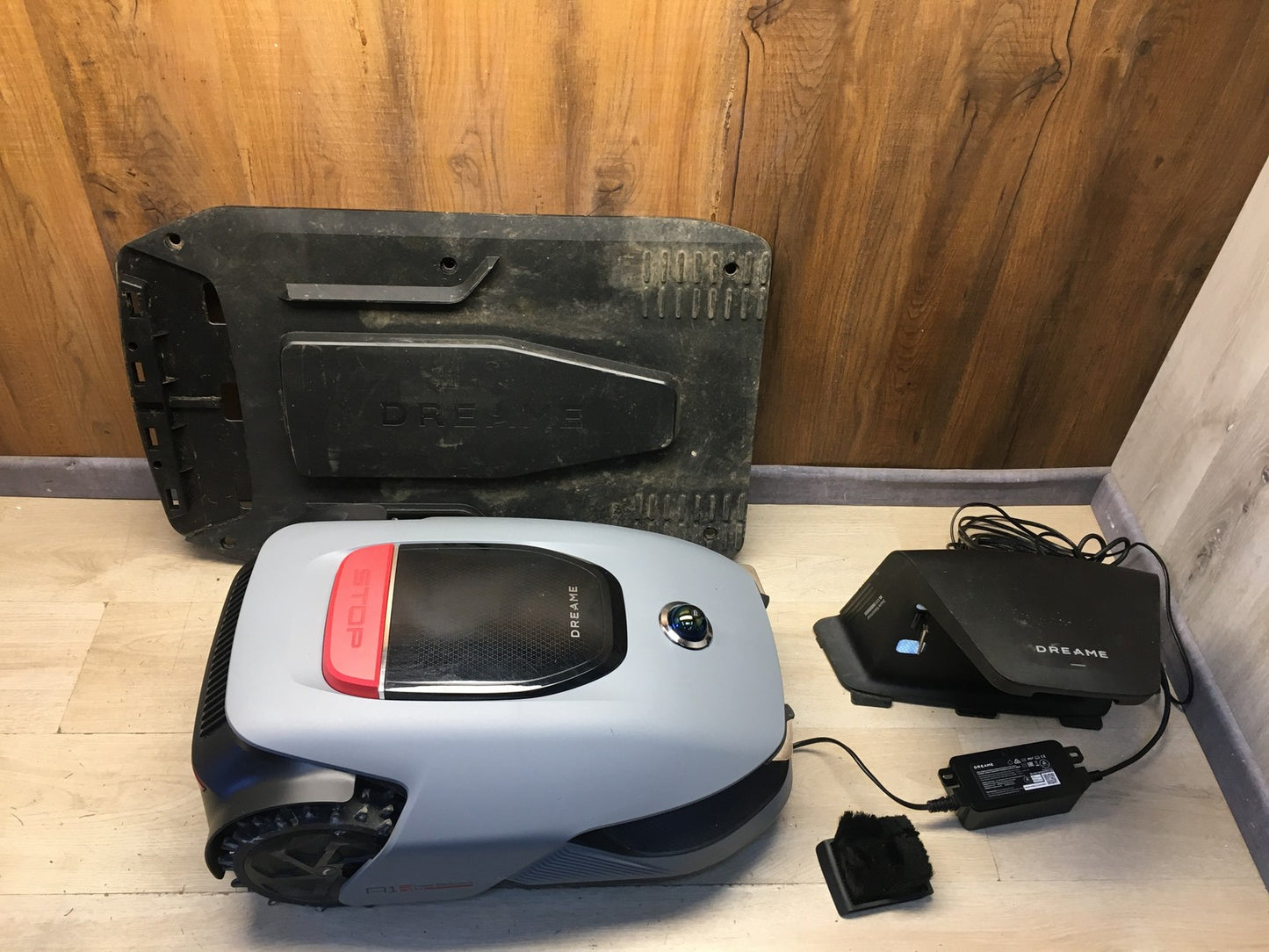 DREAME Intelligenter Mähroboter A1 Pro bis 2000m² 3D Sensor (MLLA7210) I38019