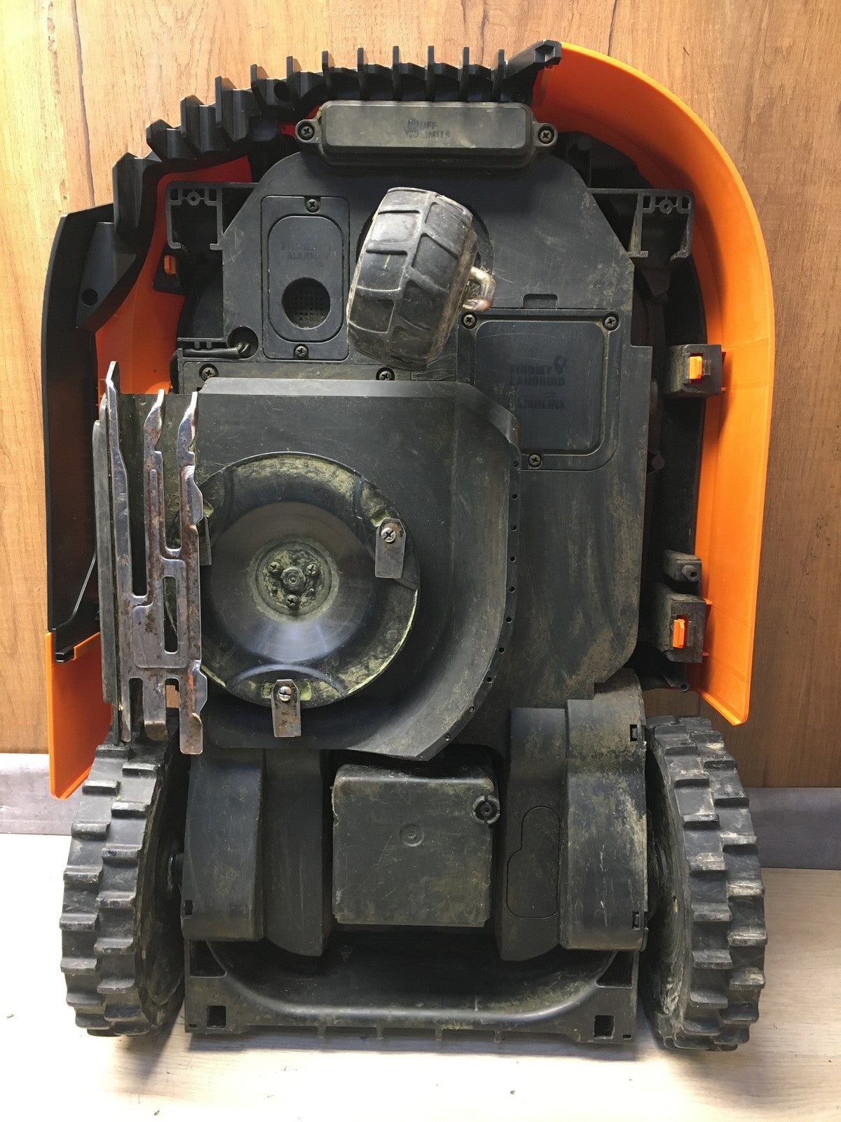 WORX Landroid M700 PLUS WR167E Mähroboter für Gärten bis 700 qm, I37355