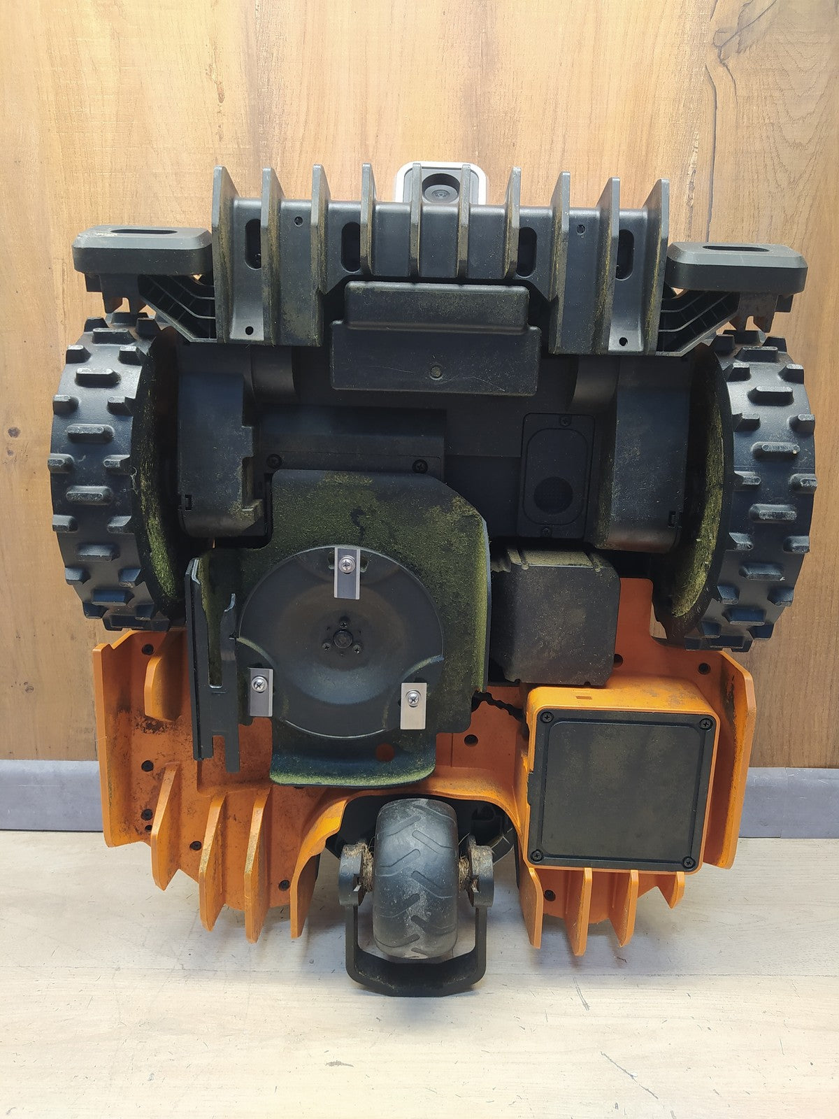 WORX Landroid Vision M600 Mähroboter ohne Begrenzungskabel WR206E.1