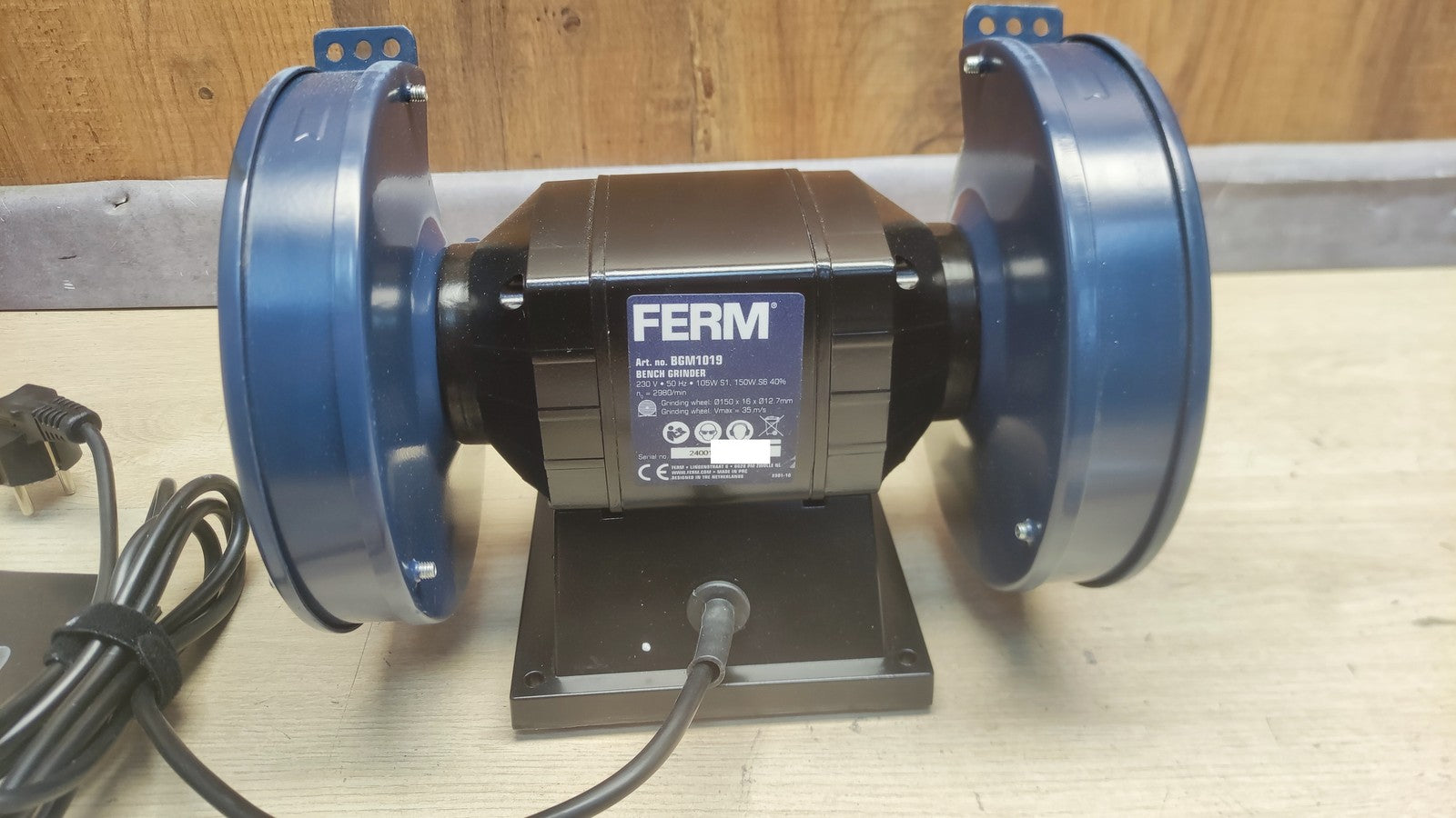 Ferm BGM1019 Doppelschleifmaschine 150 W, 150 mm, I38198