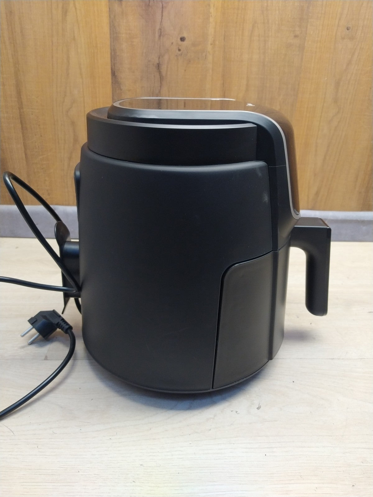 Midea Air Fryer Heißluftfritteuse MAD40F8APK, 1500W, I35951