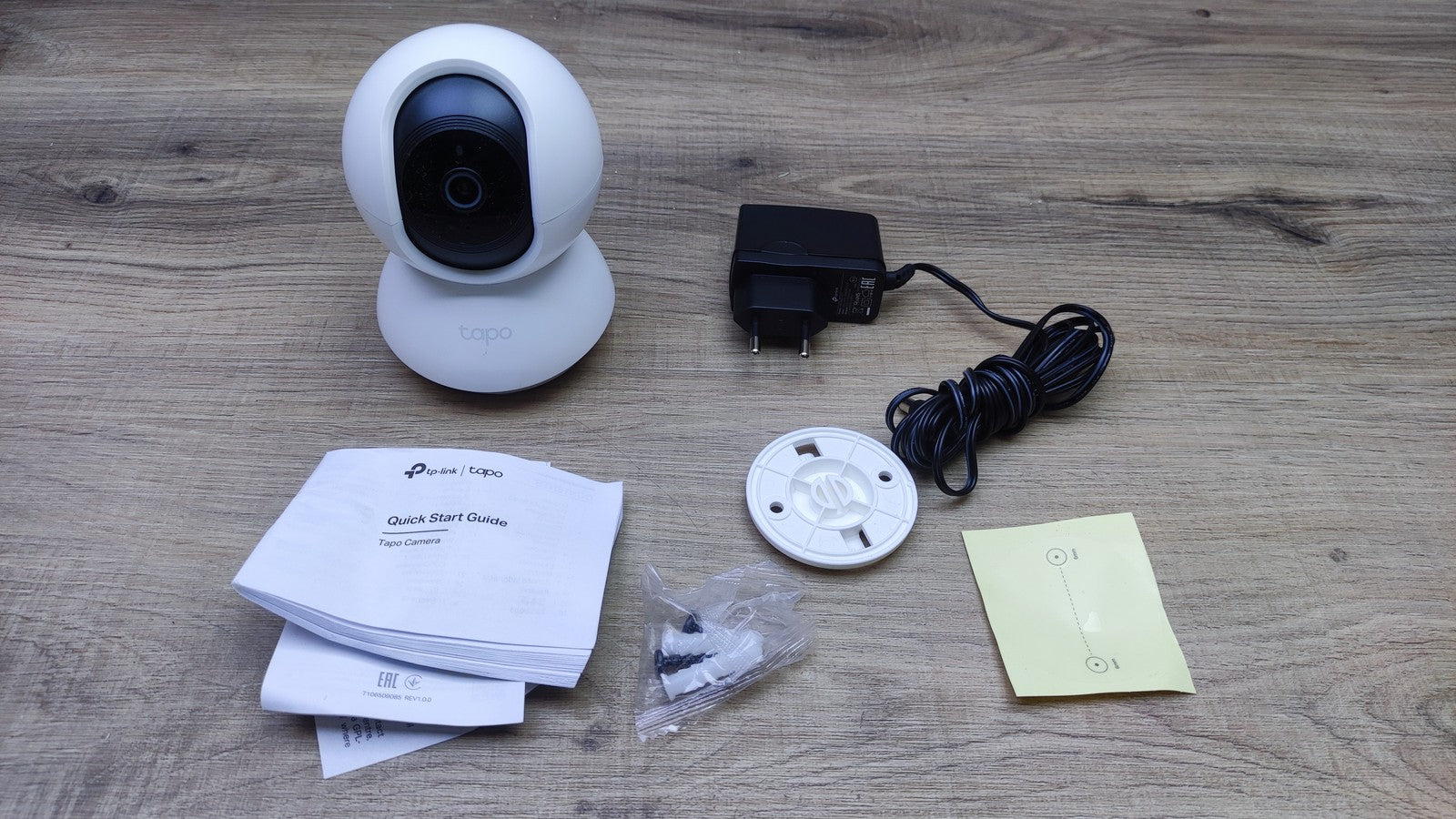 TP-Link Tapo C200 Überwachungskamera innen FHD 1080P I36594