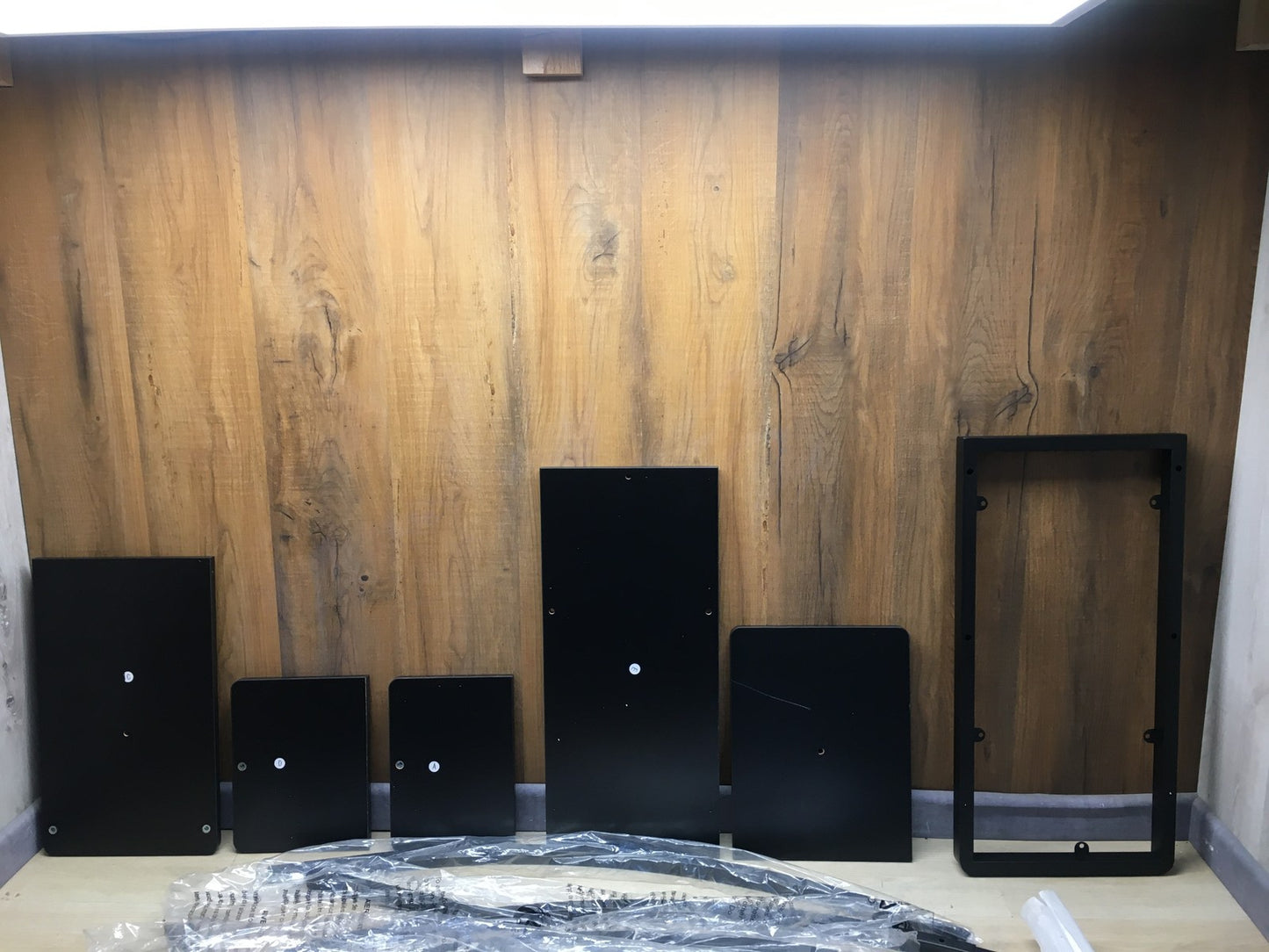 Ribelli 500750 Metall-Pflanzenständer 5-stufig in Halbmondform schwarz, I38330