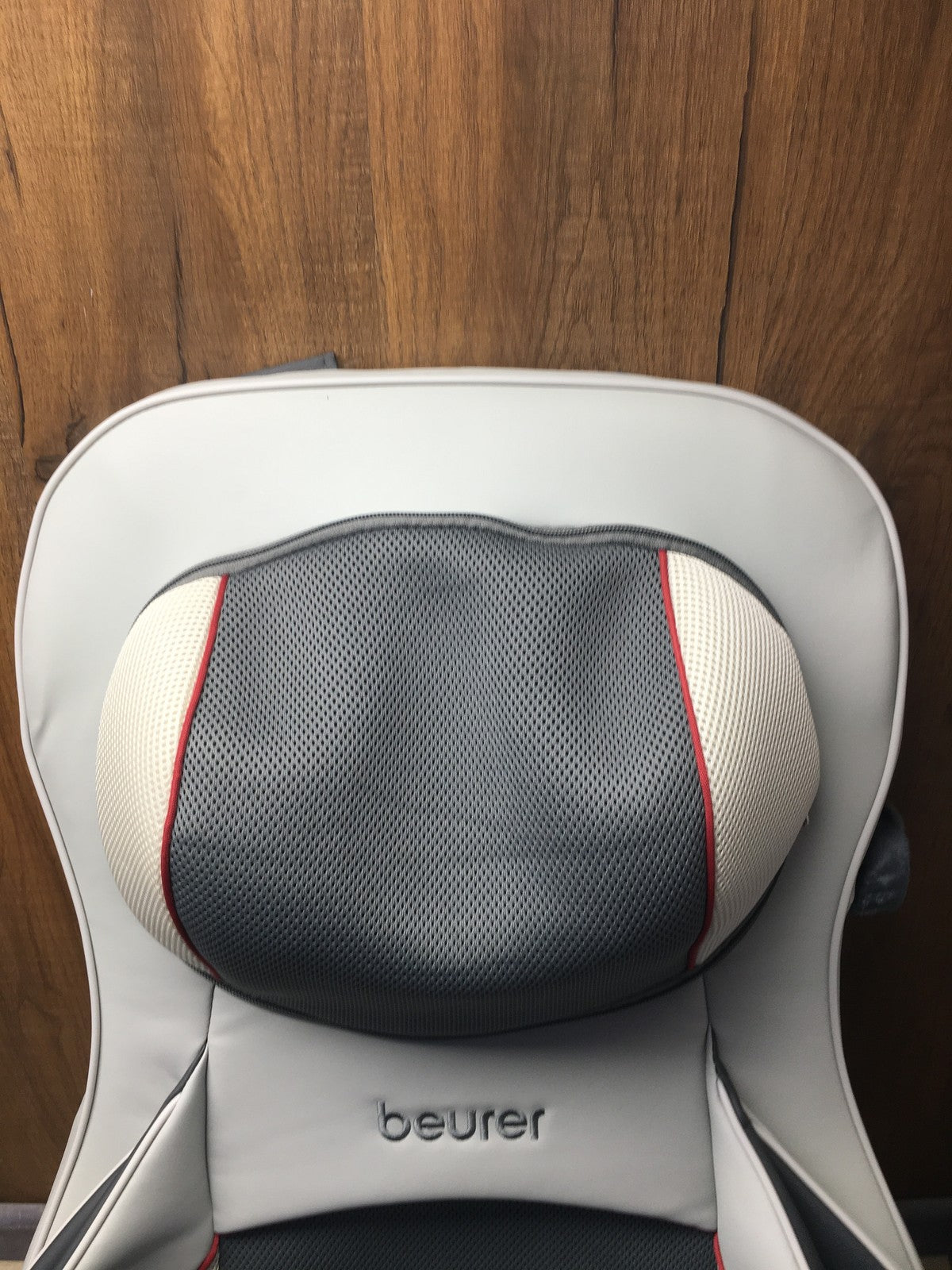 Beurer MG 320 Massagesitzauflage, für Rücken, Nacken, Oberschenkel, I36634