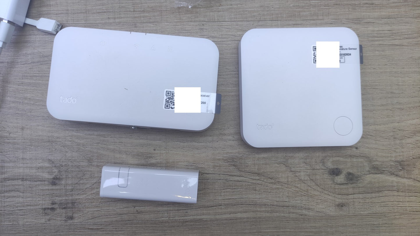tado° smart home Thermostat (Funk) Wifi Starter Kit V3+ mit Standfuß, I39189