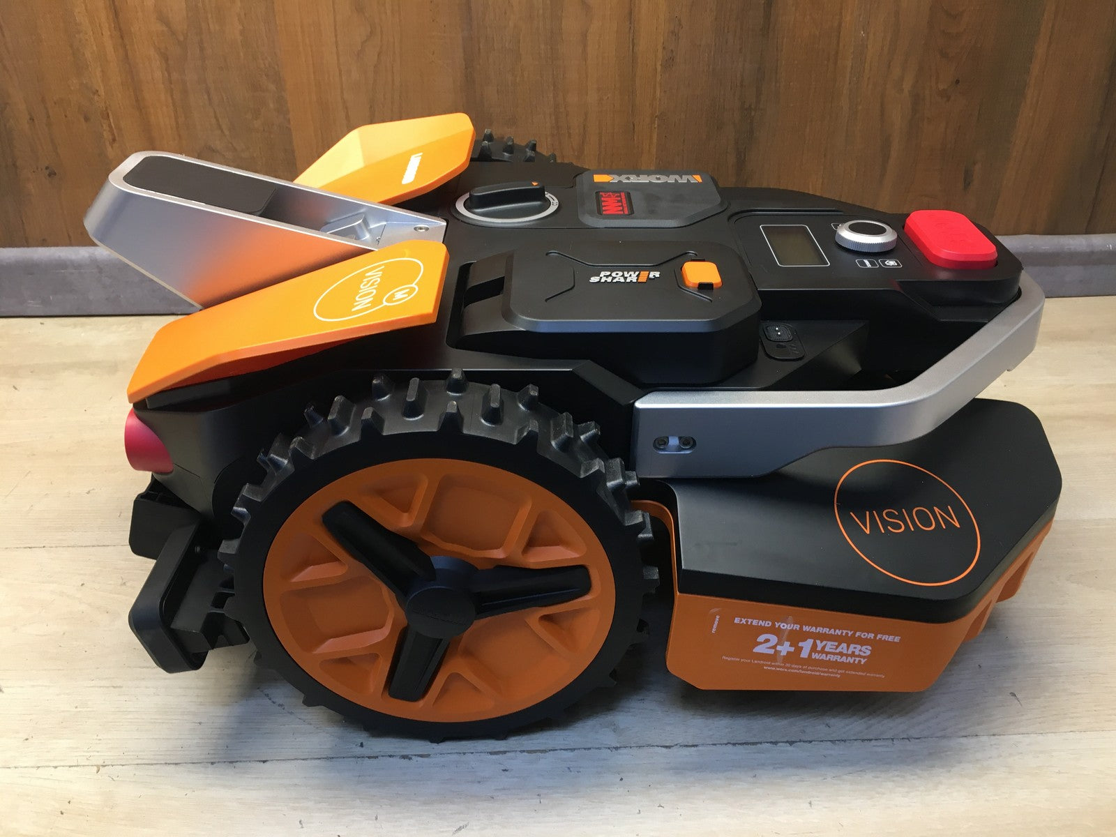 WORX Landroid Vision M550 Mähroboter ohne Begrenzungskabel WR205E, I38303