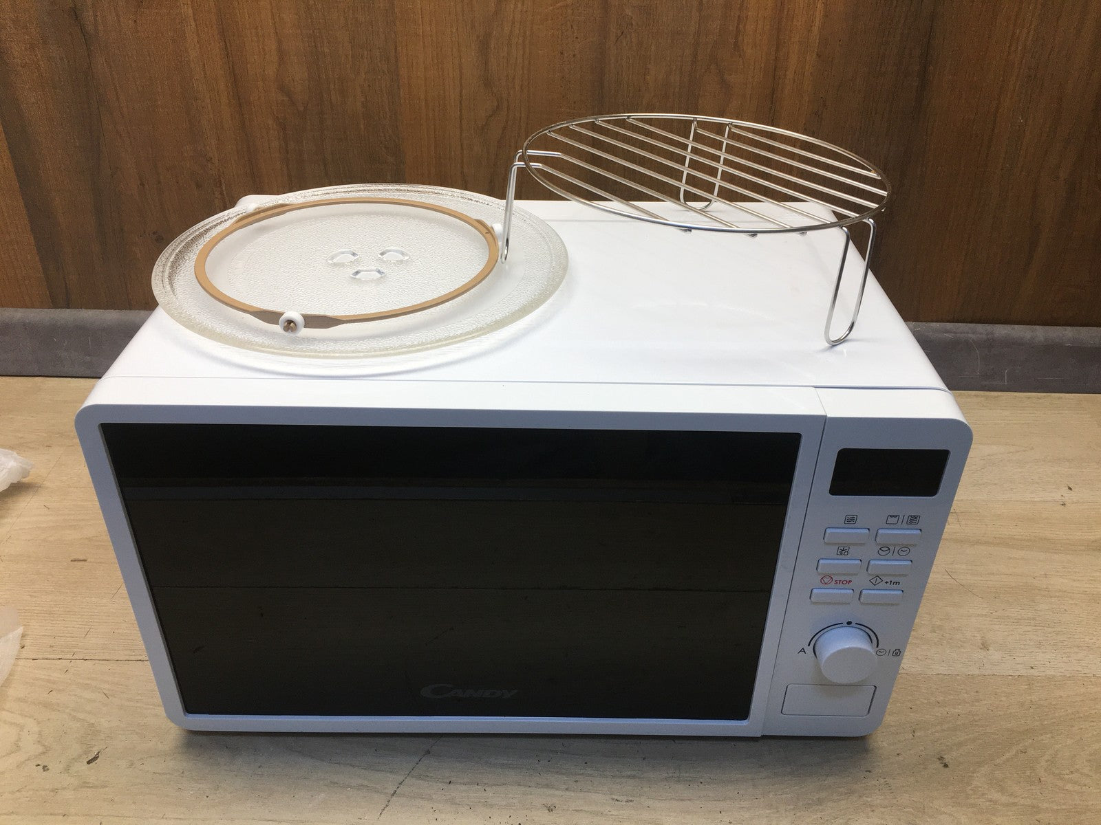 Candy CMGA20SDLWLI Mikrowelle mit Grill, 20L, 700W, I39893