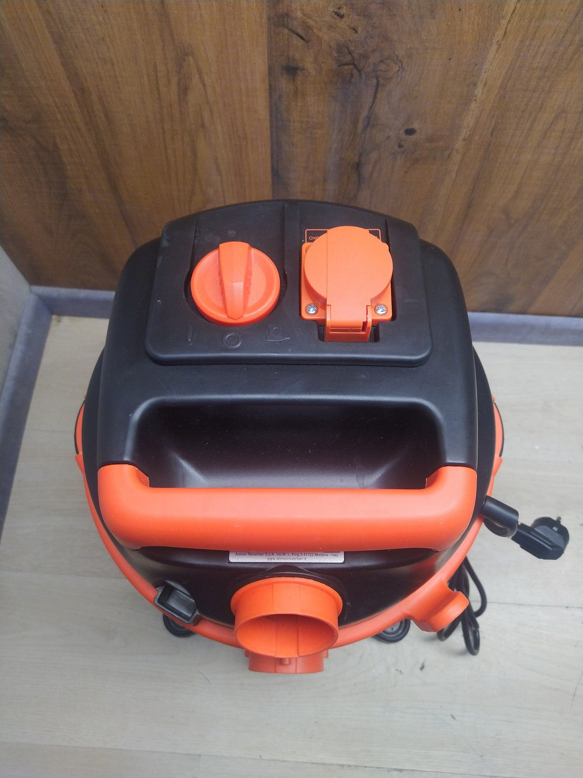 Black & Decker BXVC30XTDE Staubsauger 1600 W 30 L, I36930