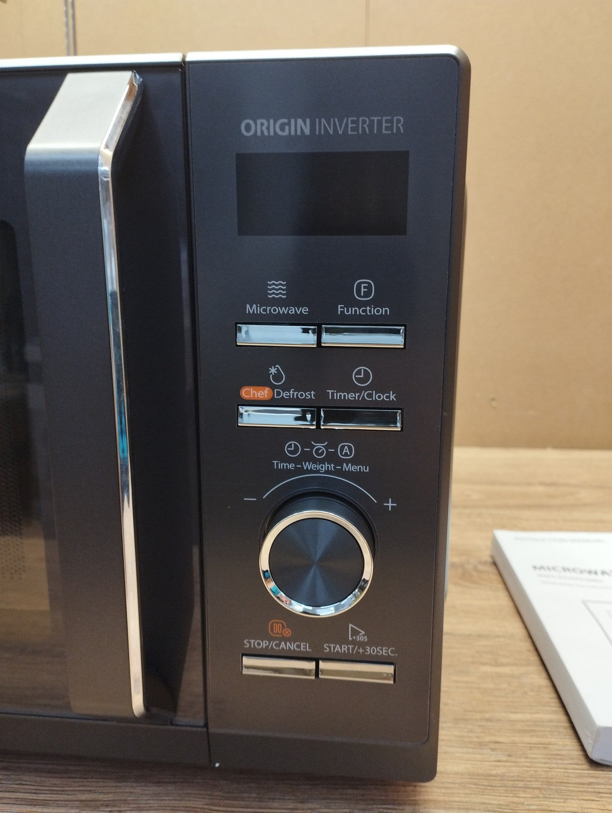 Toshiba MW3-AG25PFI(MG) Mikrowelle mit Grillfunktion, 25L, 900W, 1100W, I39734