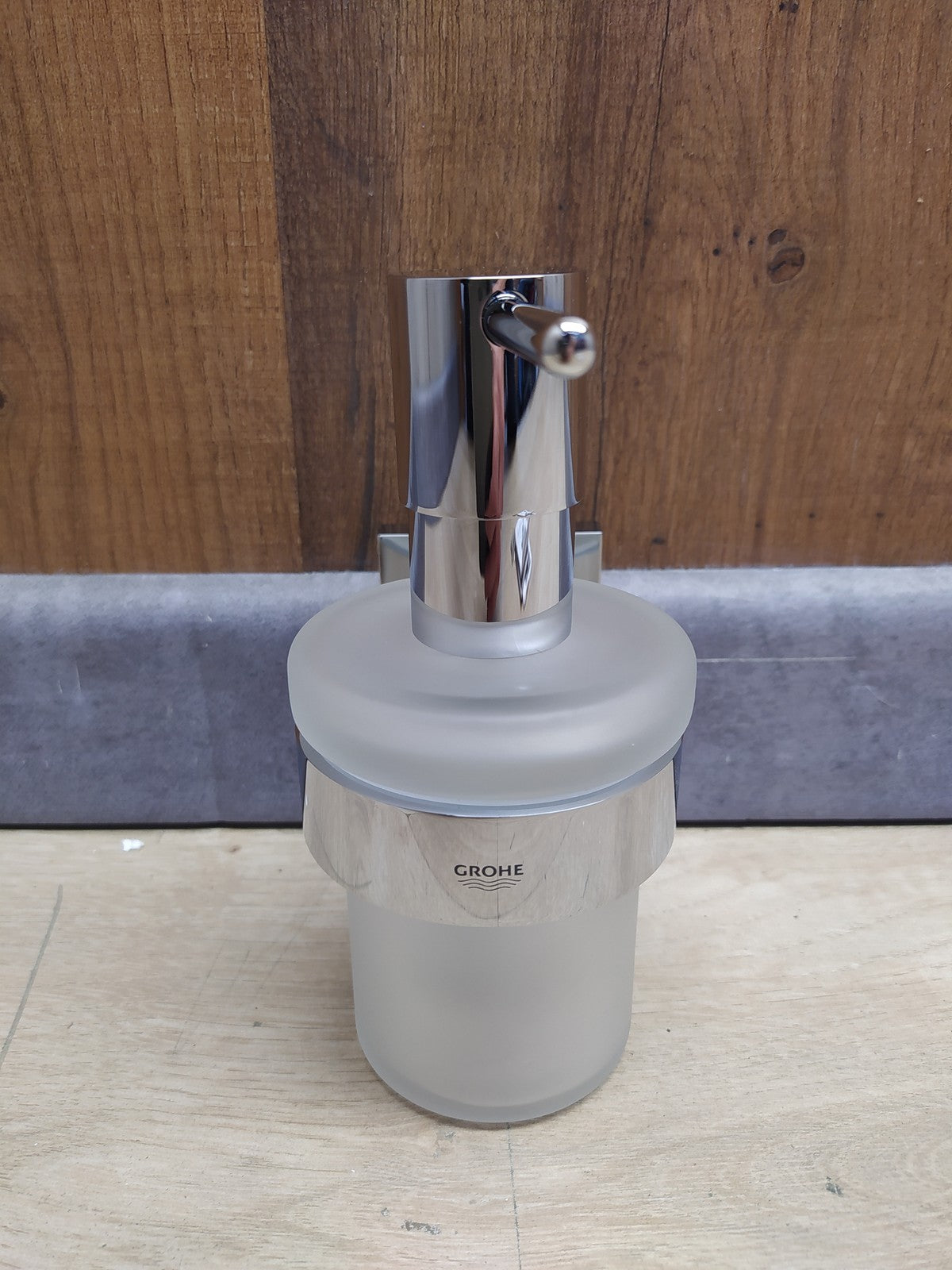 GROHE Start Cube klebbarer Seifenspender für das Bad 41098000, 160 ml, I38725