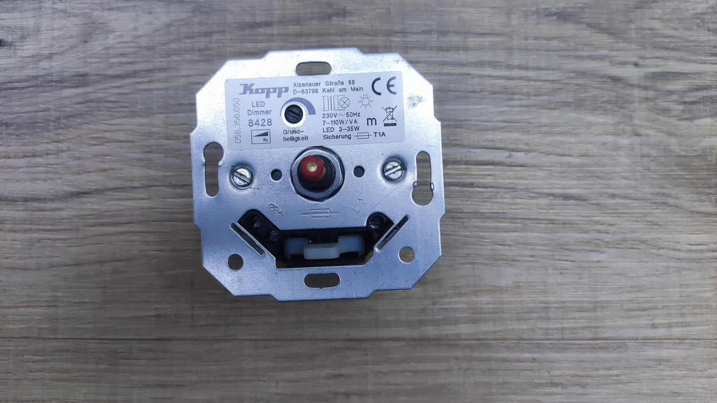 Kopp 8428 LED Dimmer Sockel mit Druck-Wechselschalter, I36143