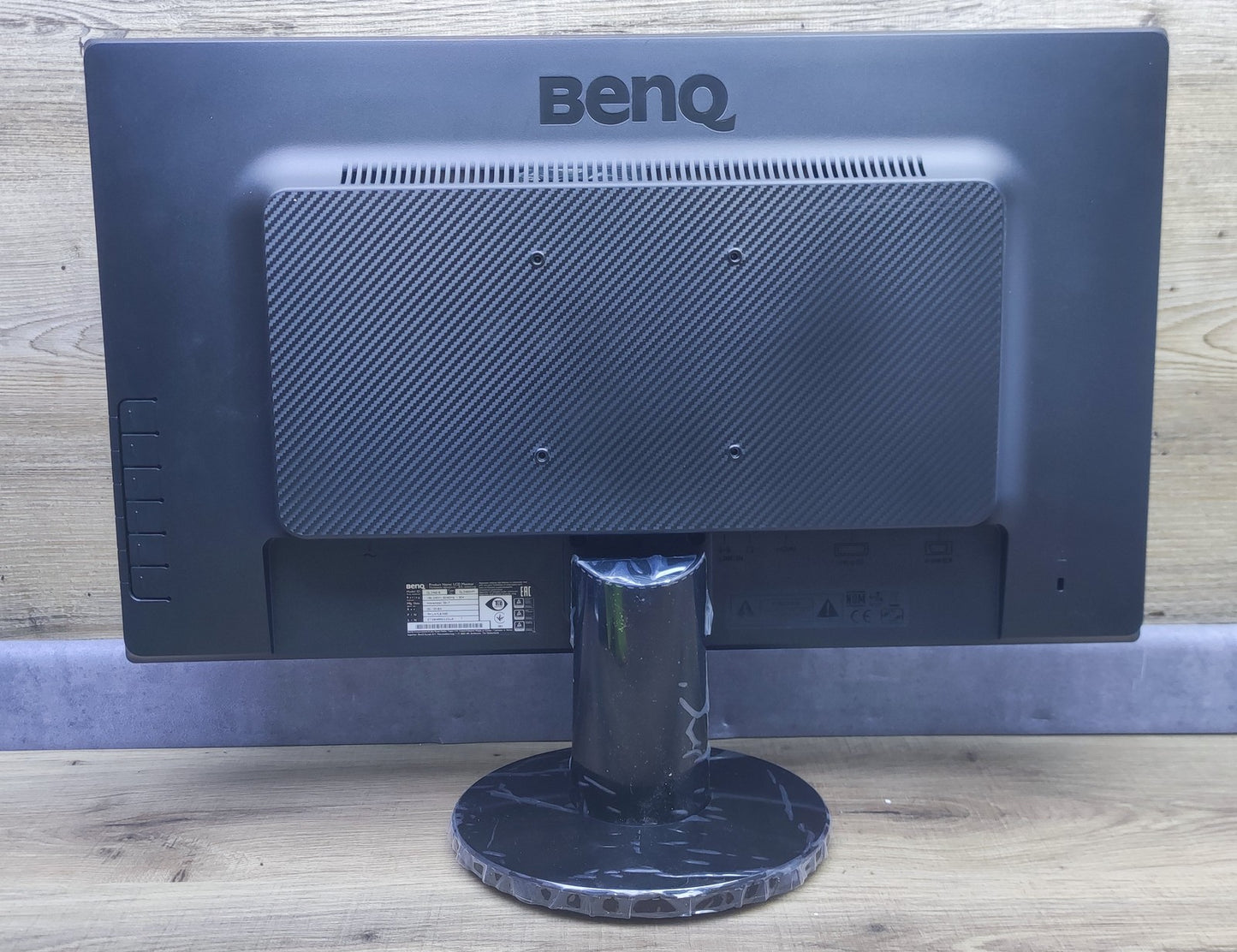 BenQ GL2460HM Monitor 24" FHD 1920x1080 TN Panel HDMI VGA 60Hz 2ms (GtG)