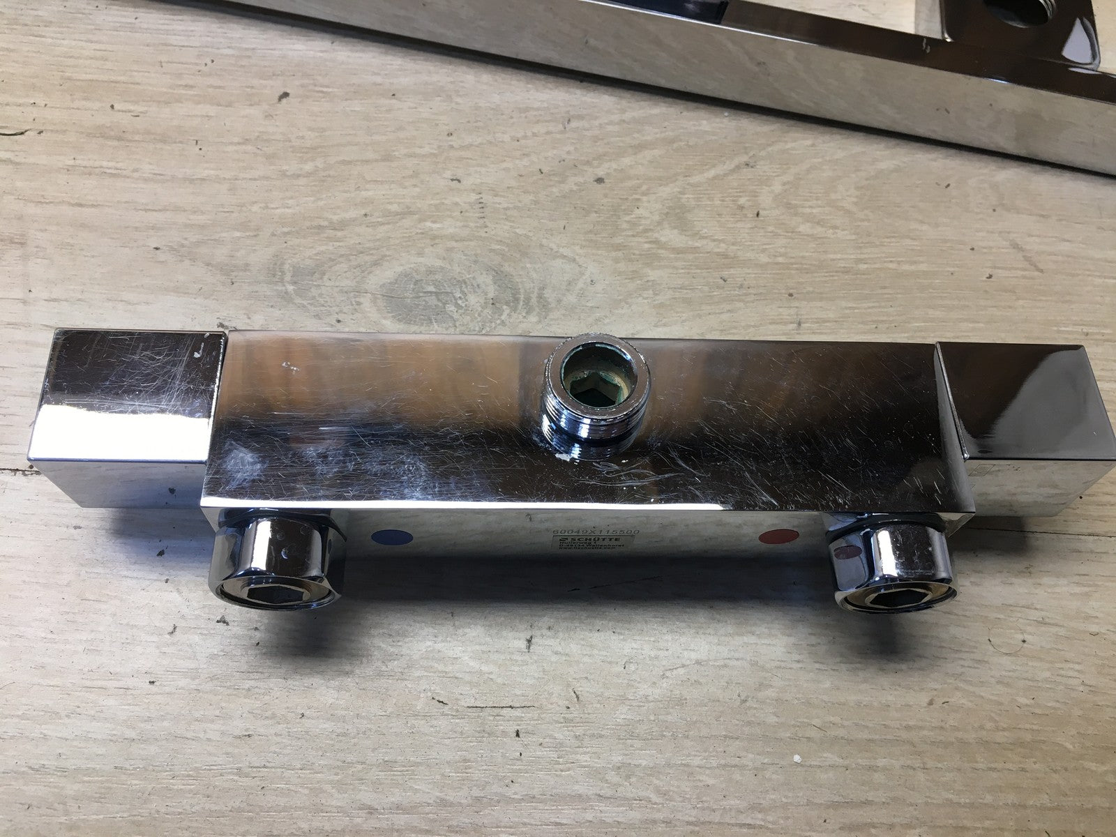 SCHÜTTE 60049 SUMBA Duschsystem mit Thermostat, I36556
