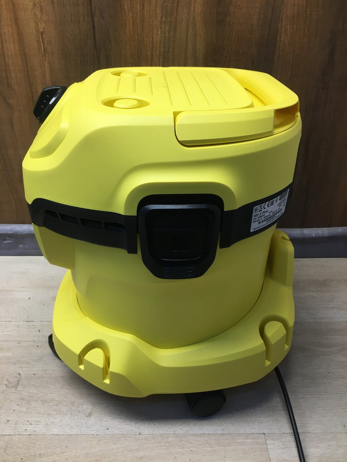 Kärcher Nass-/Trockensauger WD 2 Plus (1.628-009.0), 1000 W, I40773