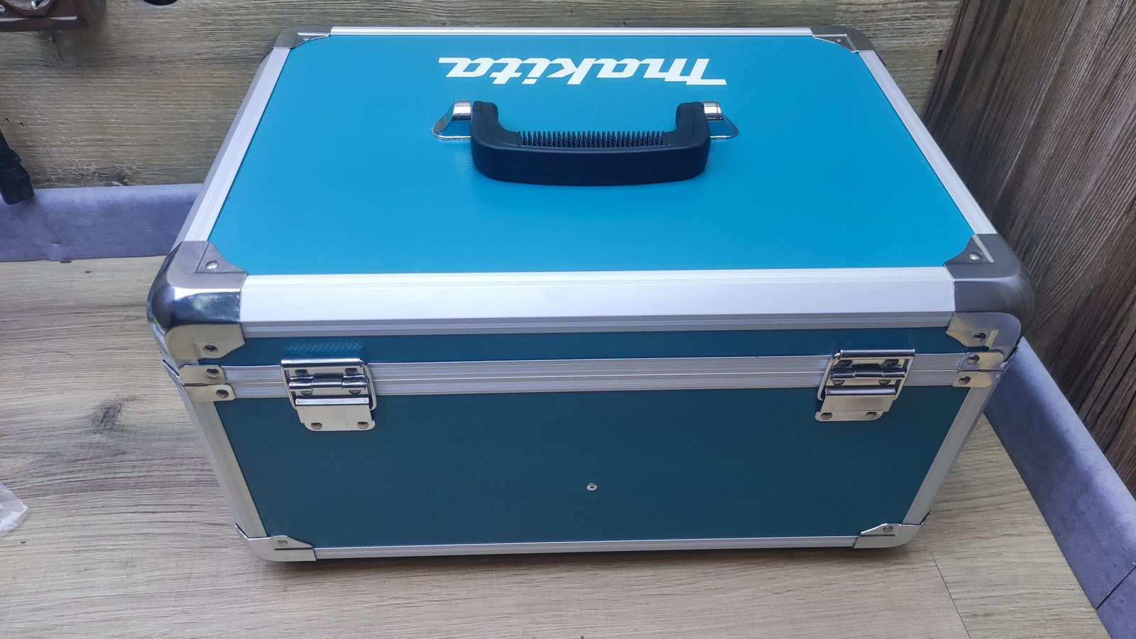 Makita DHP482RFX9 Schlagbohrschrauber 18V, mit Zubehörset, I37444