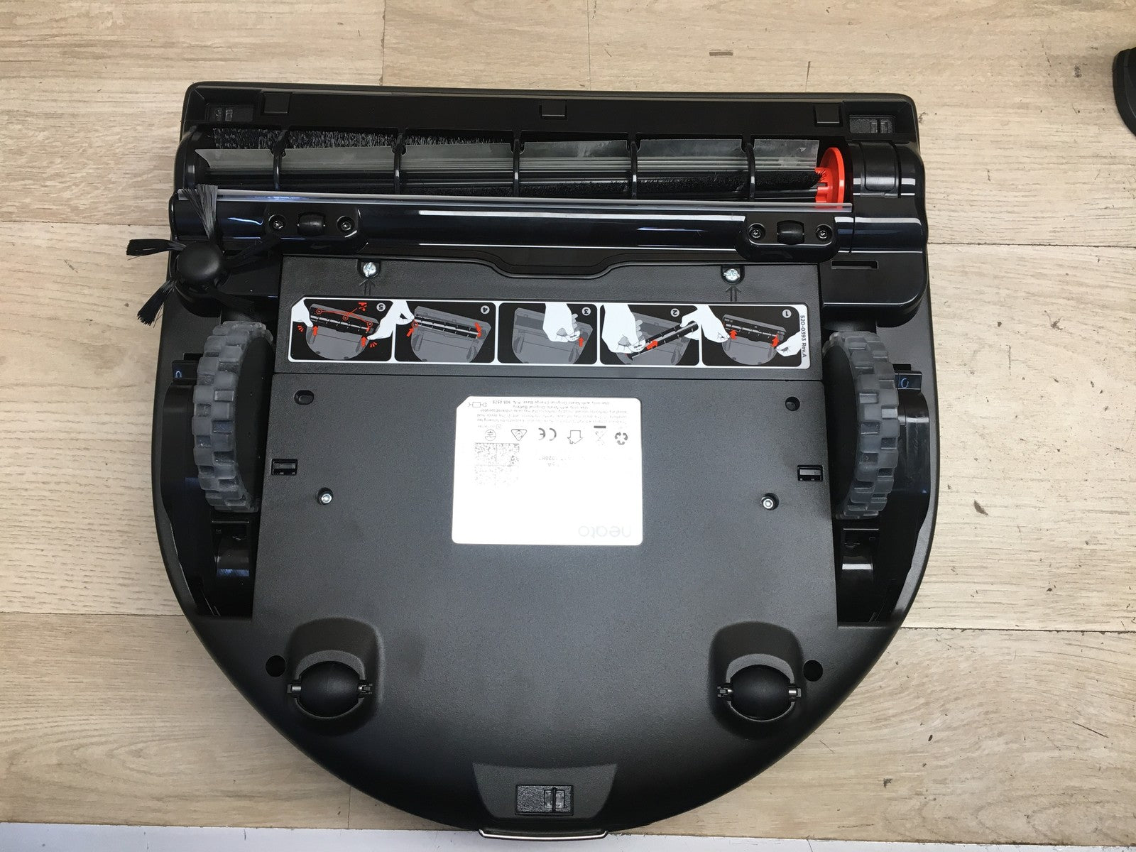 Neato Robotics D8 Intelligenter Staubsaugerroboter, I39442