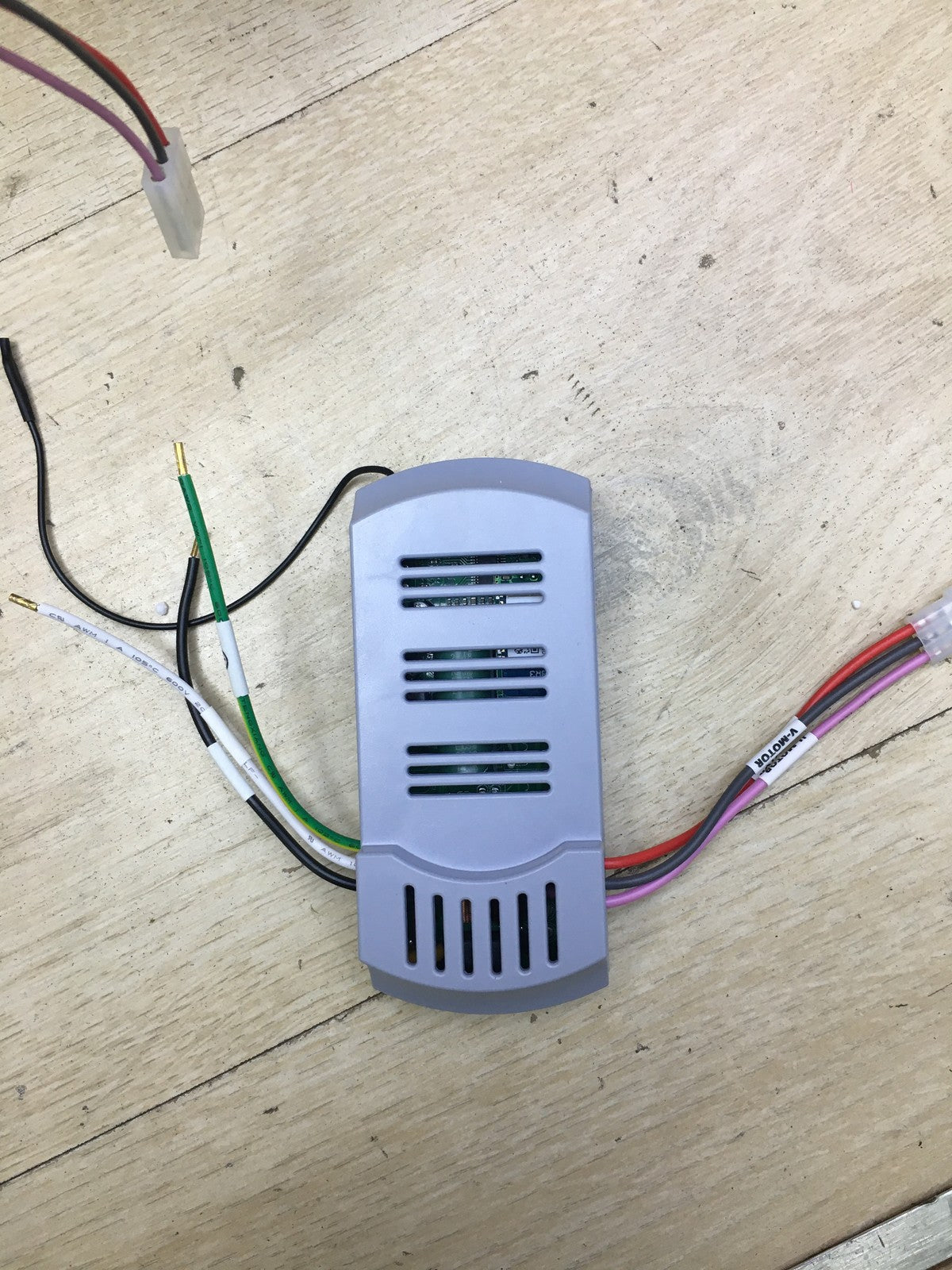Cecotec Deckenventilator EnergySilence Aero 5400 Aqua Connected, I35059